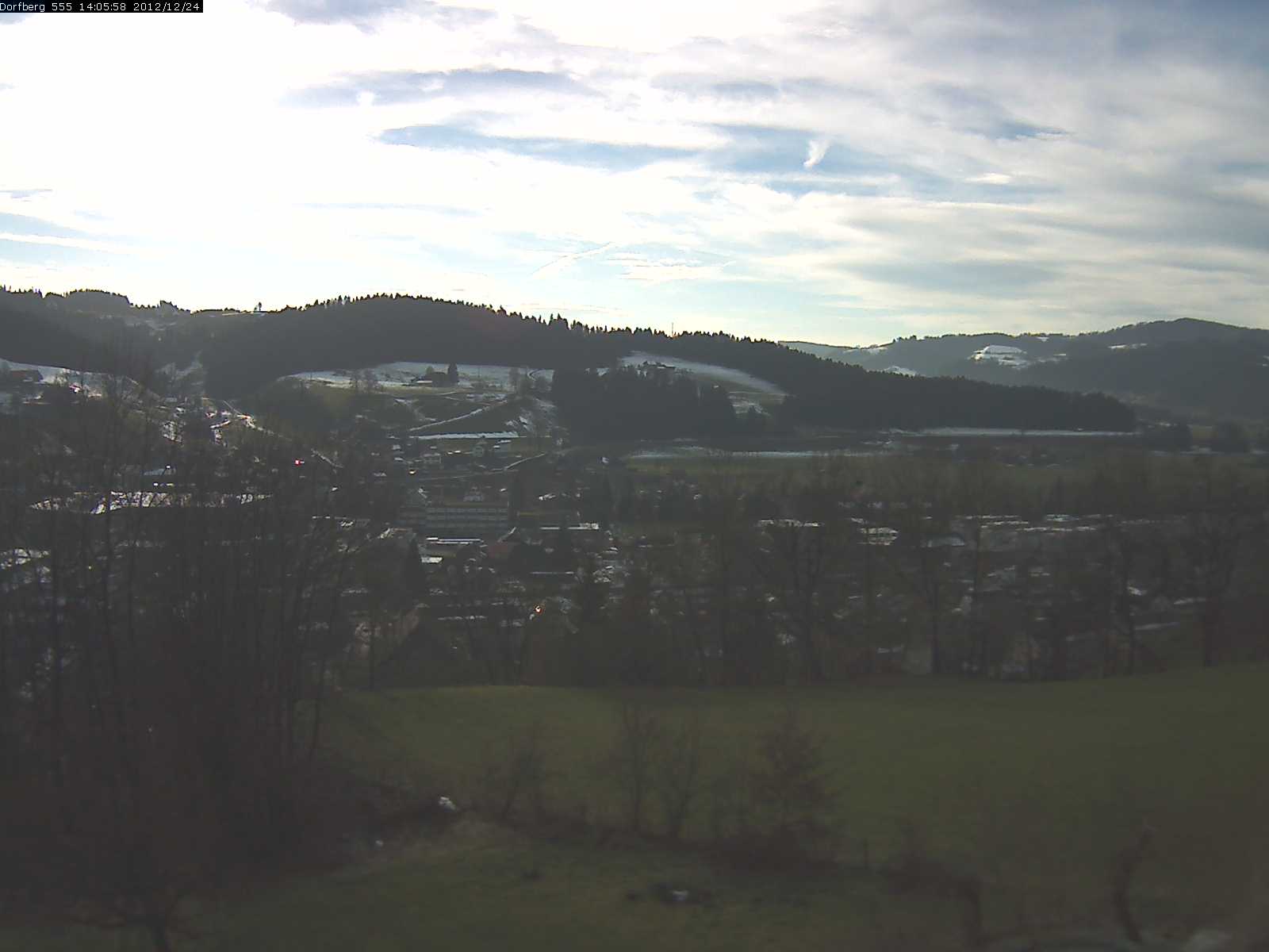 Webcam-Bild: Aussicht vom Dorfberg in Langnau 20121224-140600