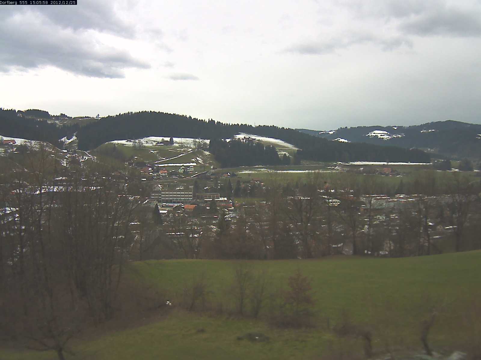 Webcam-Bild: Aussicht vom Dorfberg in Langnau 20121225-150600
