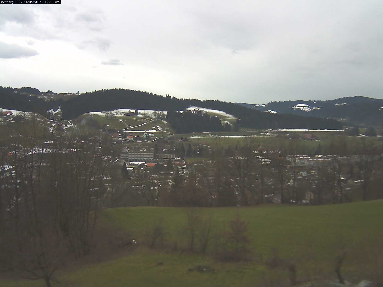 Webcam-Bild: Aussicht vom Dorfberg in Langnau 20121225-160600