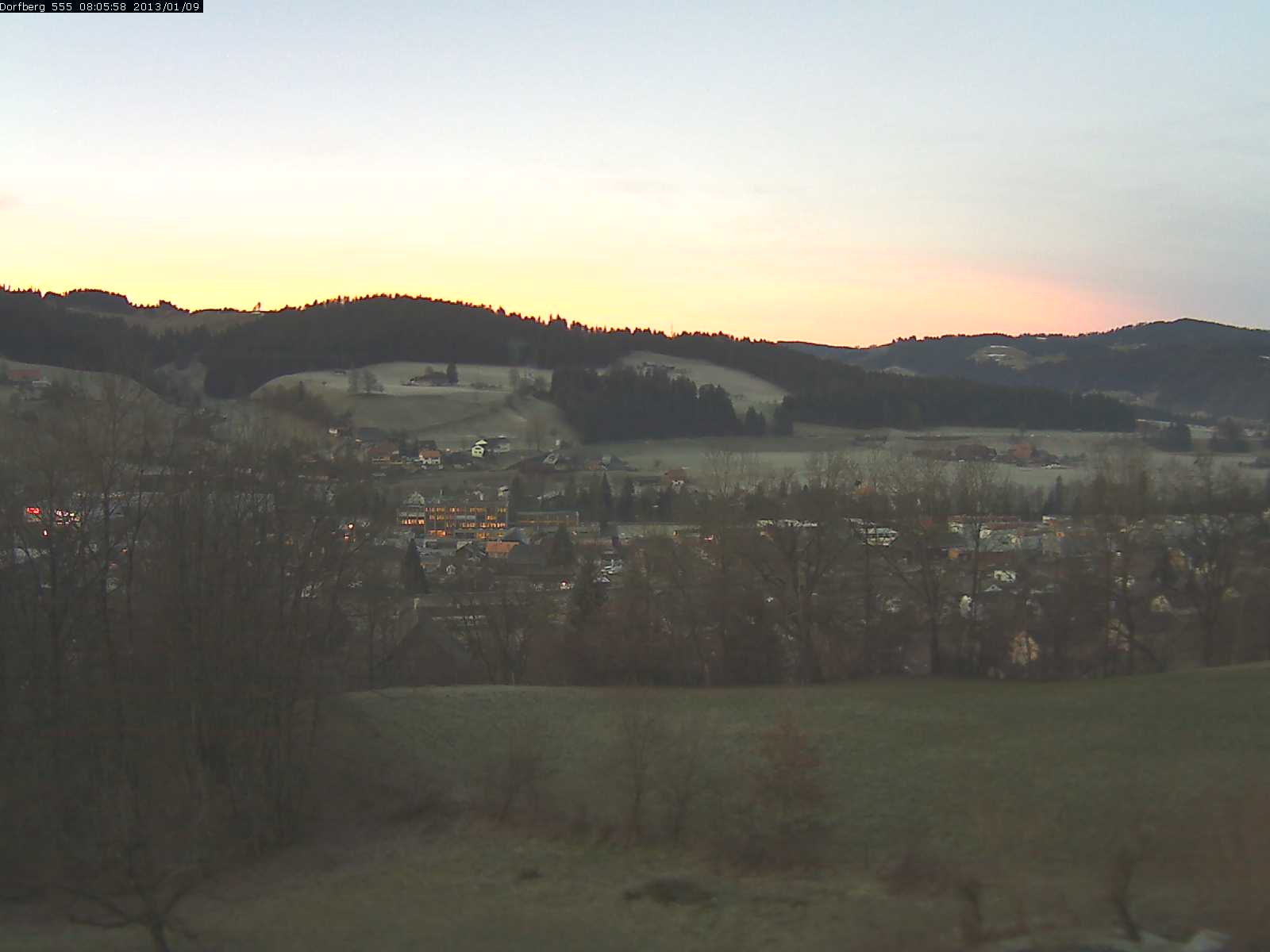Webcam-Bild: Aussicht vom Dorfberg in Langnau 20130109-080600
