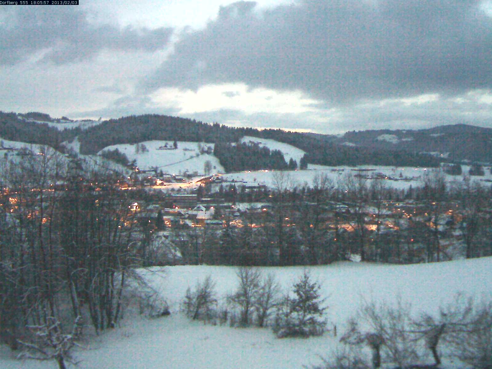Webcam-Bild: Aussicht vom Dorfberg in Langnau 20130203-180600