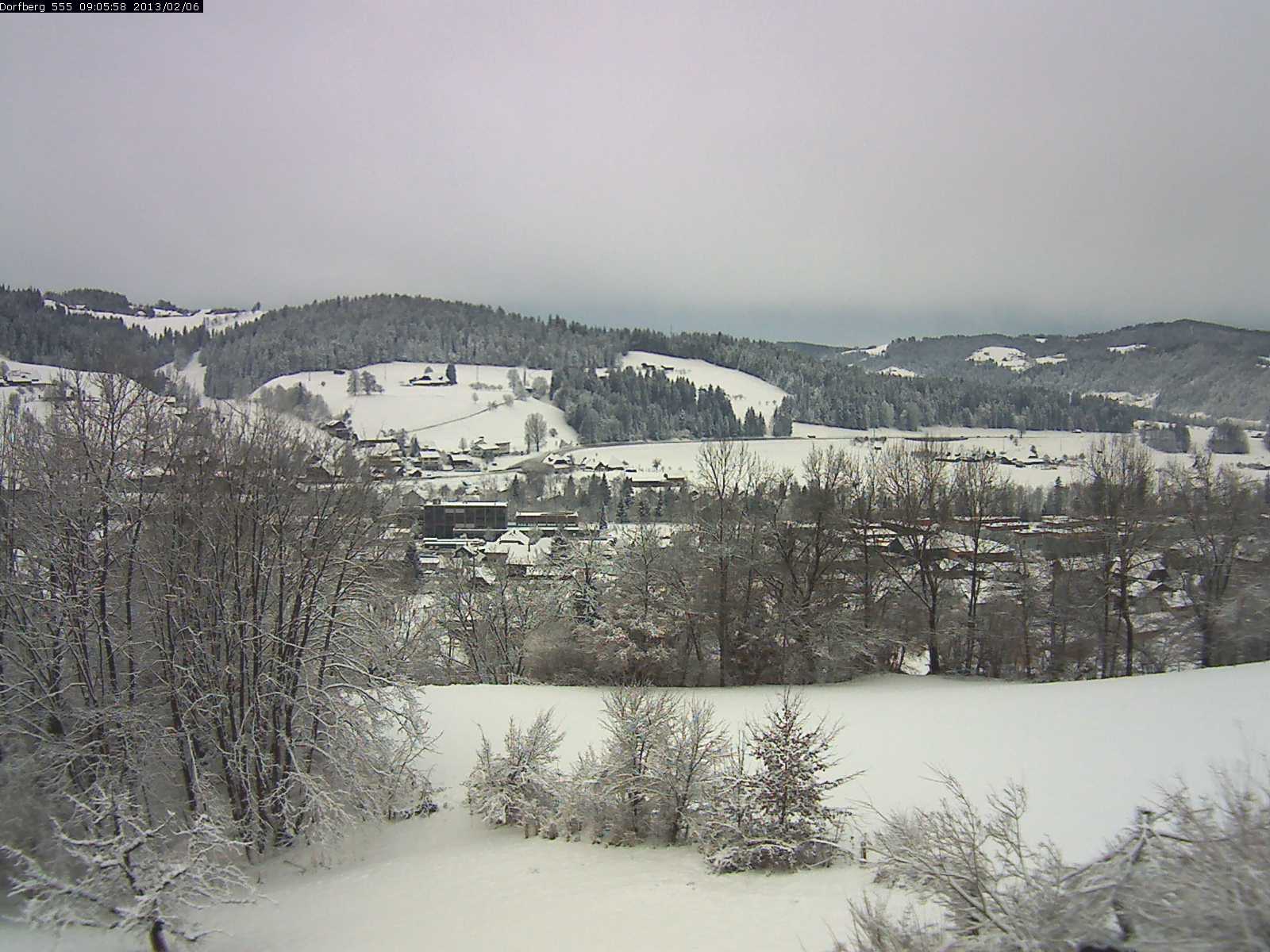 Webcam-Bild: Aussicht vom Dorfberg in Langnau 20130206-090600