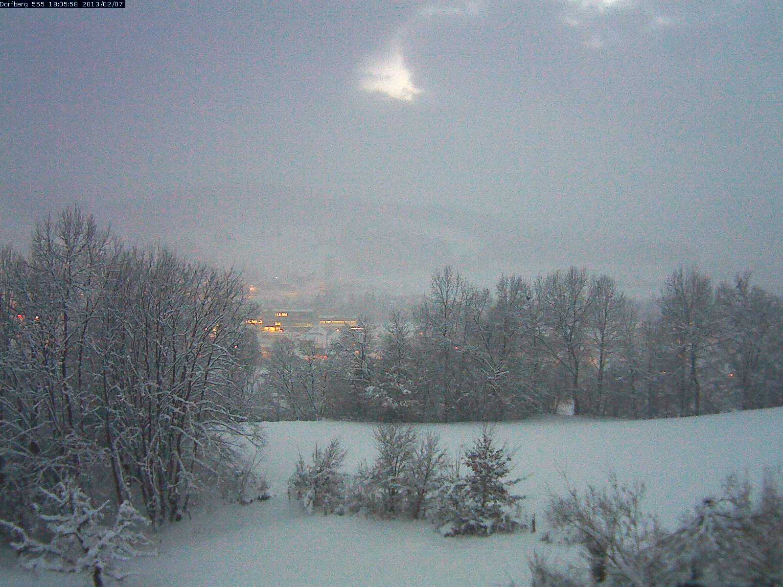 Webcam-Bild: Aussicht vom Dorfberg in Langnau 20130207-180600
