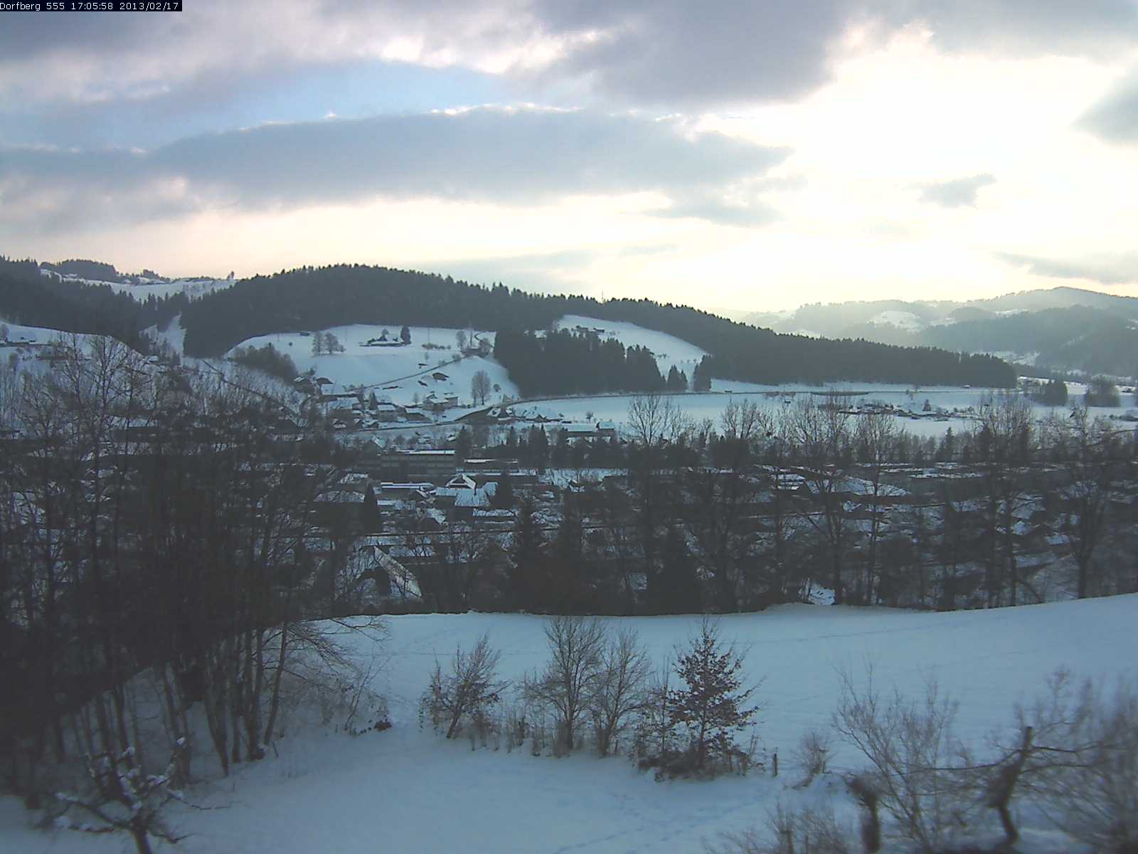 Webcam-Bild: Aussicht vom Dorfberg in Langnau 20130217-170600