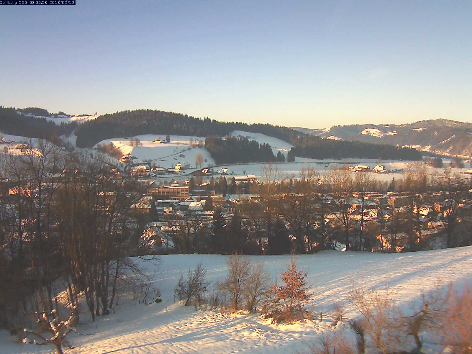 Webcam-Bild: Aussicht vom Dorfberg in Langnau 20130219-080600