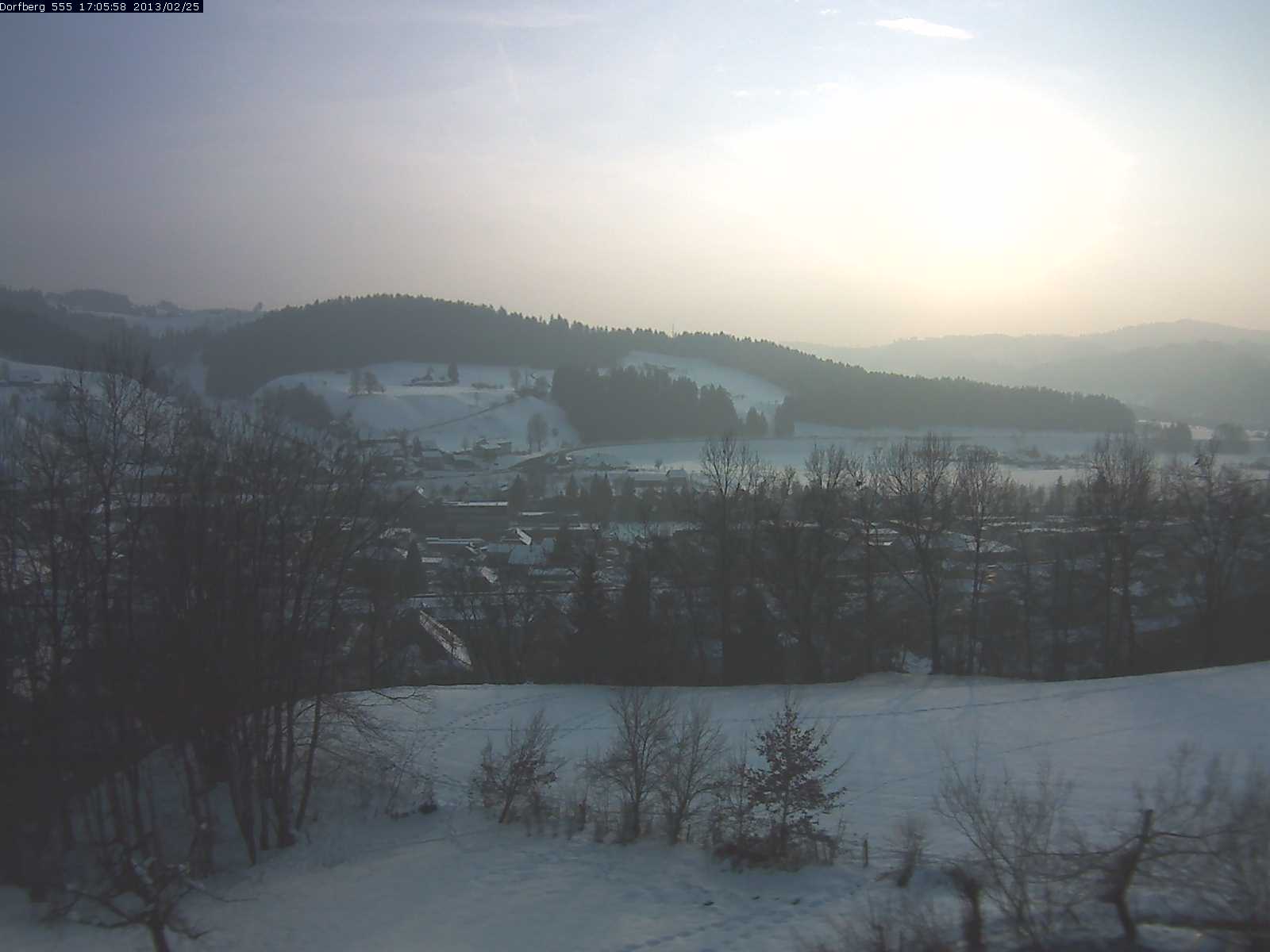Webcam-Bild: Aussicht vom Dorfberg in Langnau 20130225-170600