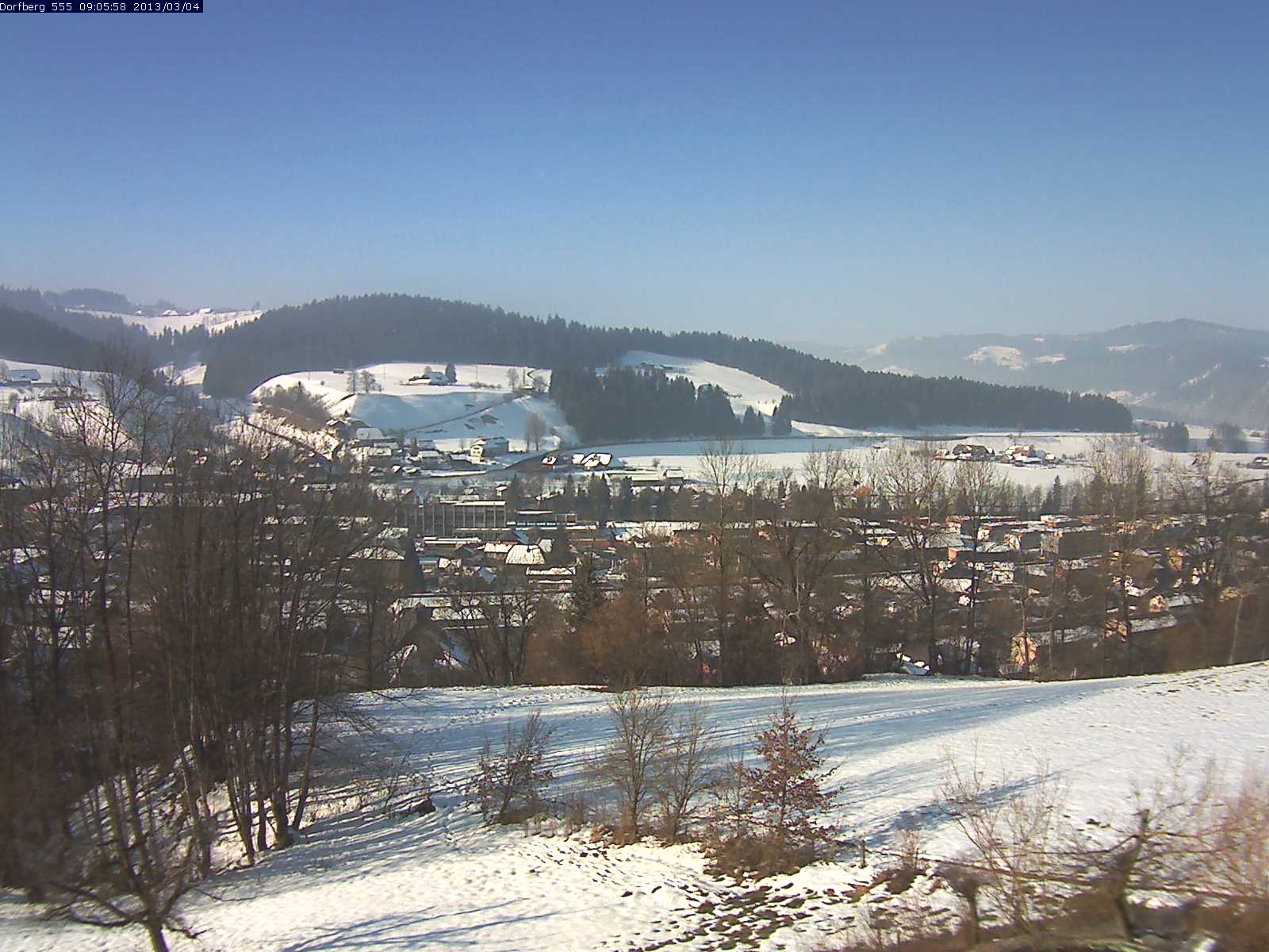 Webcam-Bild: Aussicht vom Dorfberg in Langnau 20130304-090600