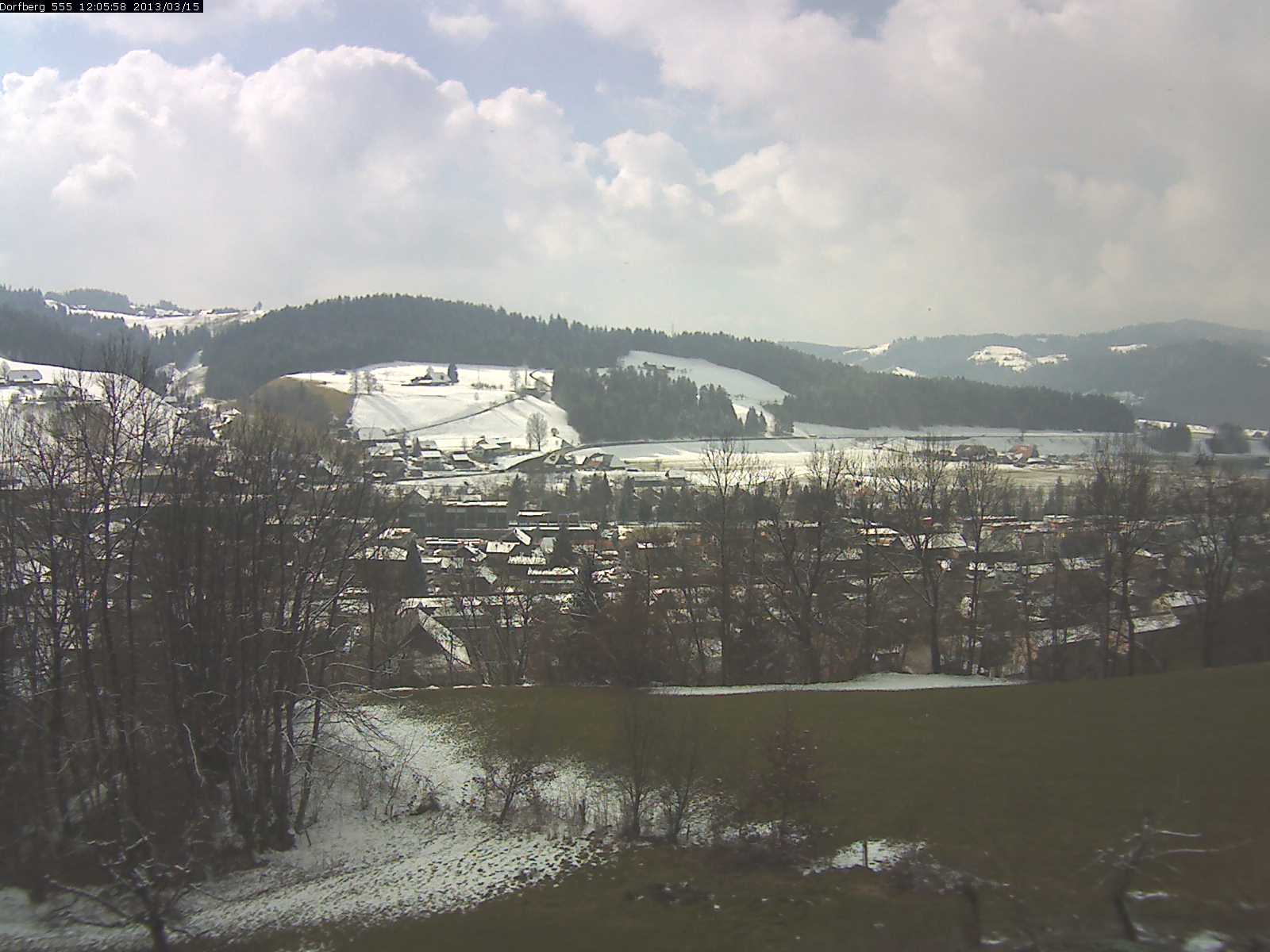 Webcam-Bild: Aussicht vom Dorfberg in Langnau 20130315-120600