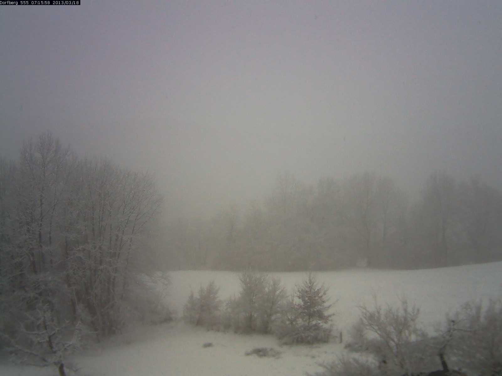 Webcam-Bild: Aussicht vom Dorfberg in Langnau 20130318-071600