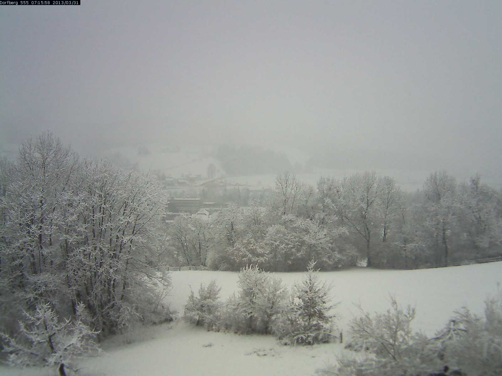 Webcam-Bild: Aussicht vom Dorfberg in Langnau 20130331-071600