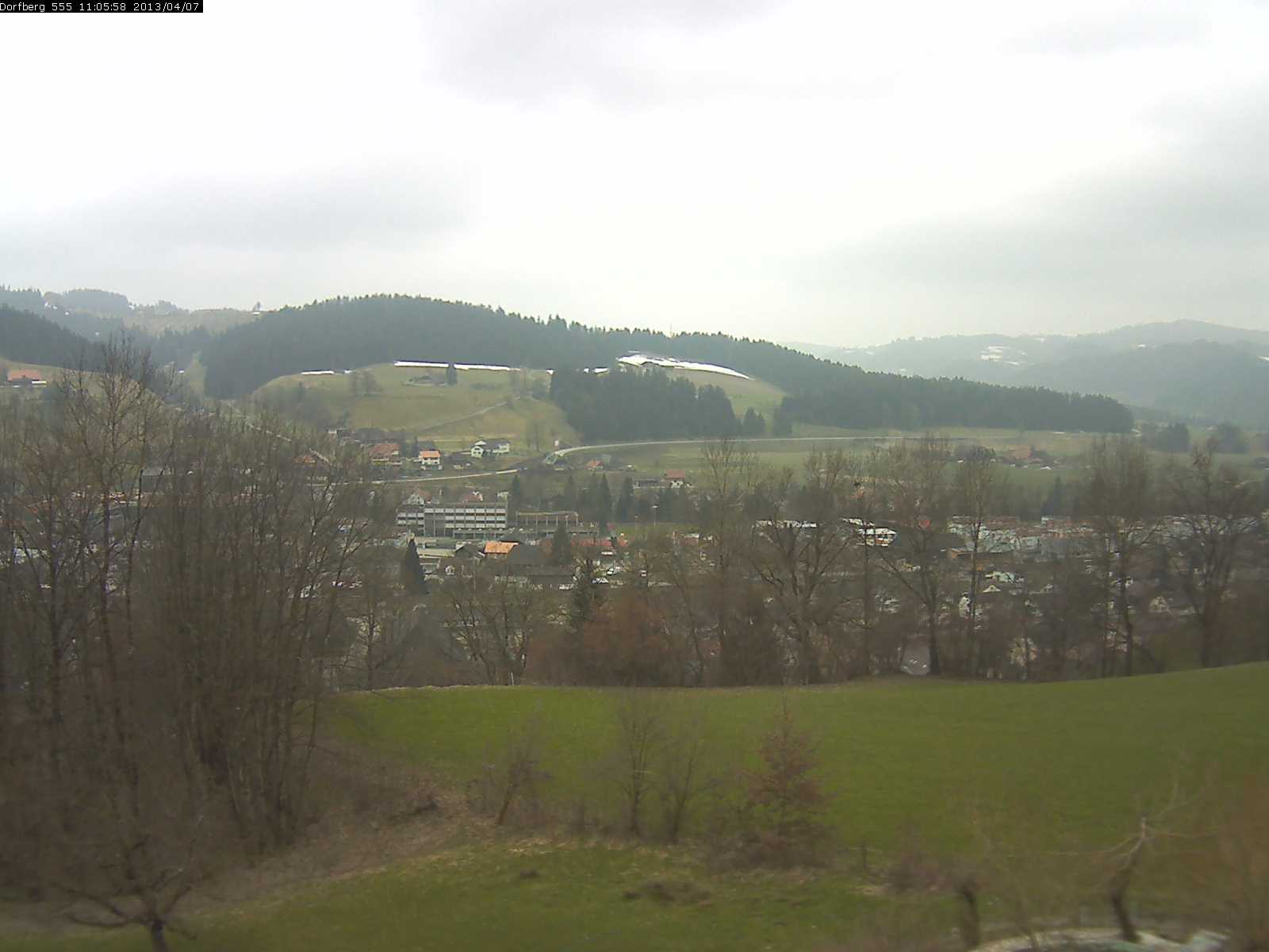 Webcam-Bild: Aussicht vom Dorfberg in Langnau 20130407-110600
