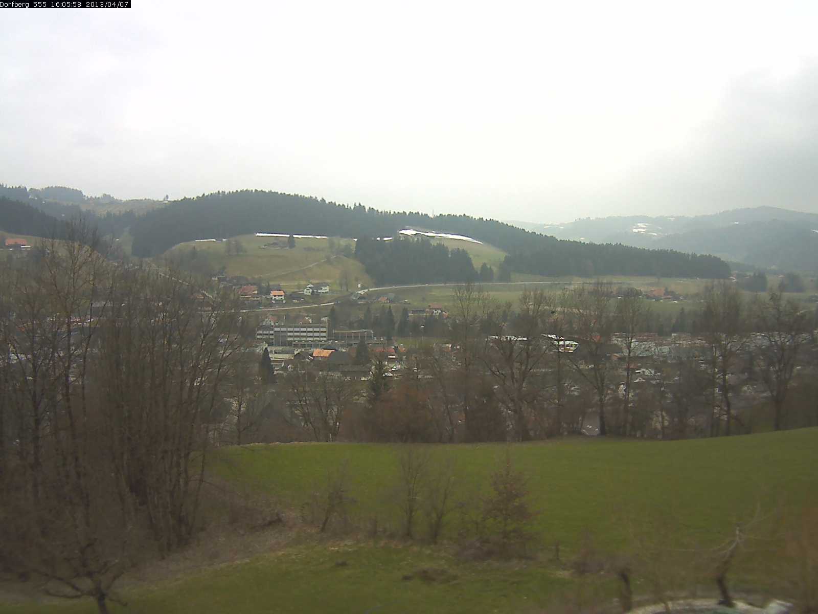Webcam-Bild: Aussicht vom Dorfberg in Langnau 20130407-160600