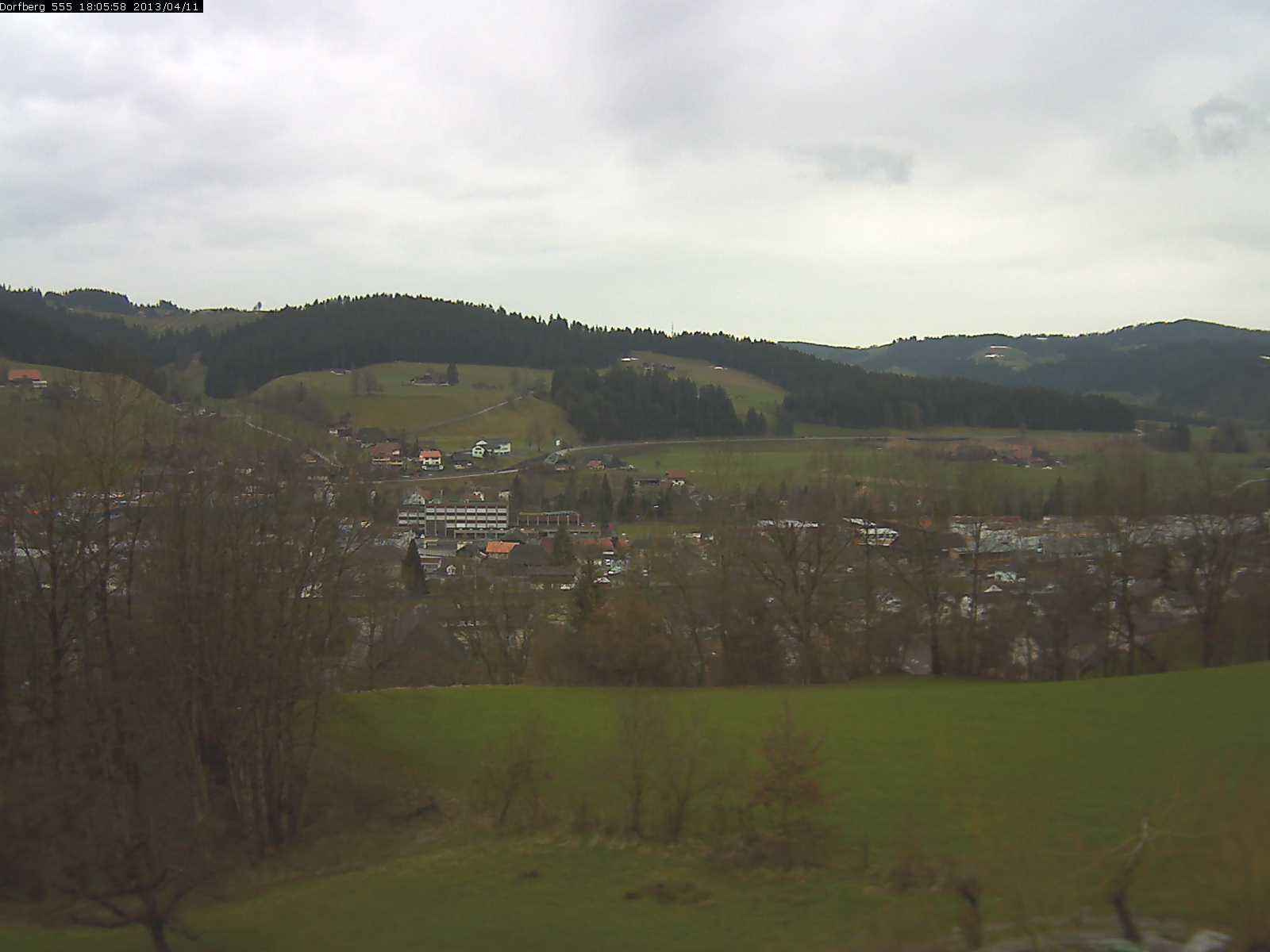 Webcam-Bild: Aussicht vom Dorfberg in Langnau 20130411-180600