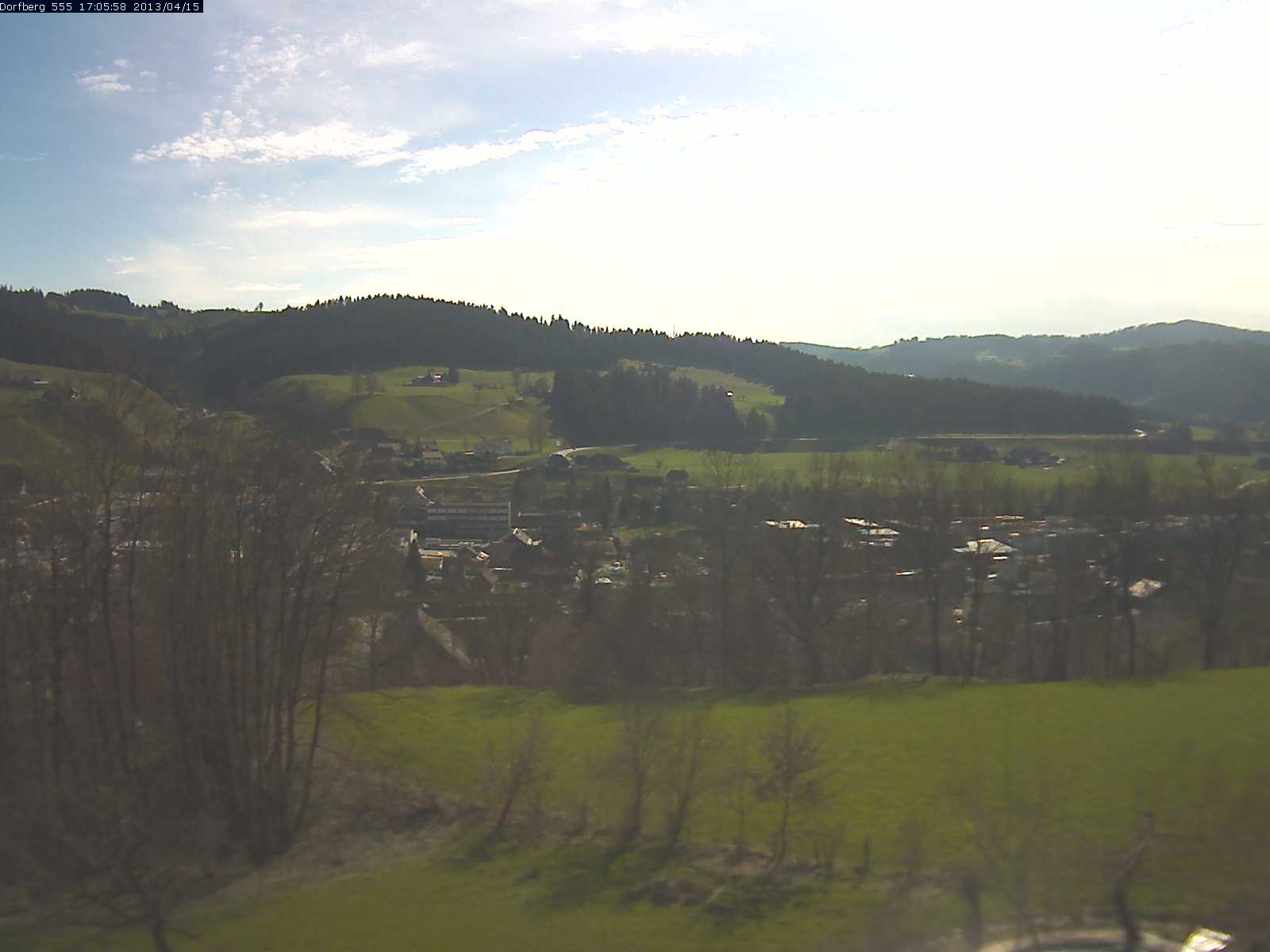 Webcam-Bild: Aussicht vom Dorfberg in Langnau 20130415-170600