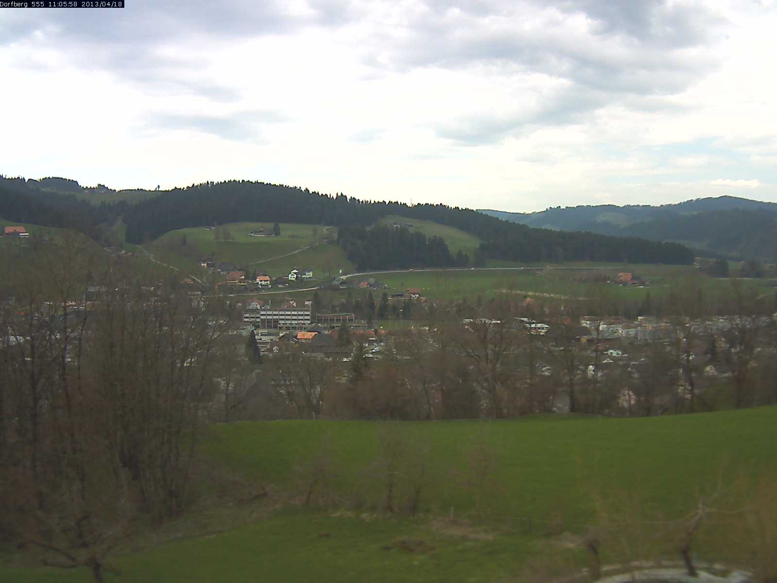 Webcam-Bild: Aussicht vom Dorfberg in Langnau 20130418-110600