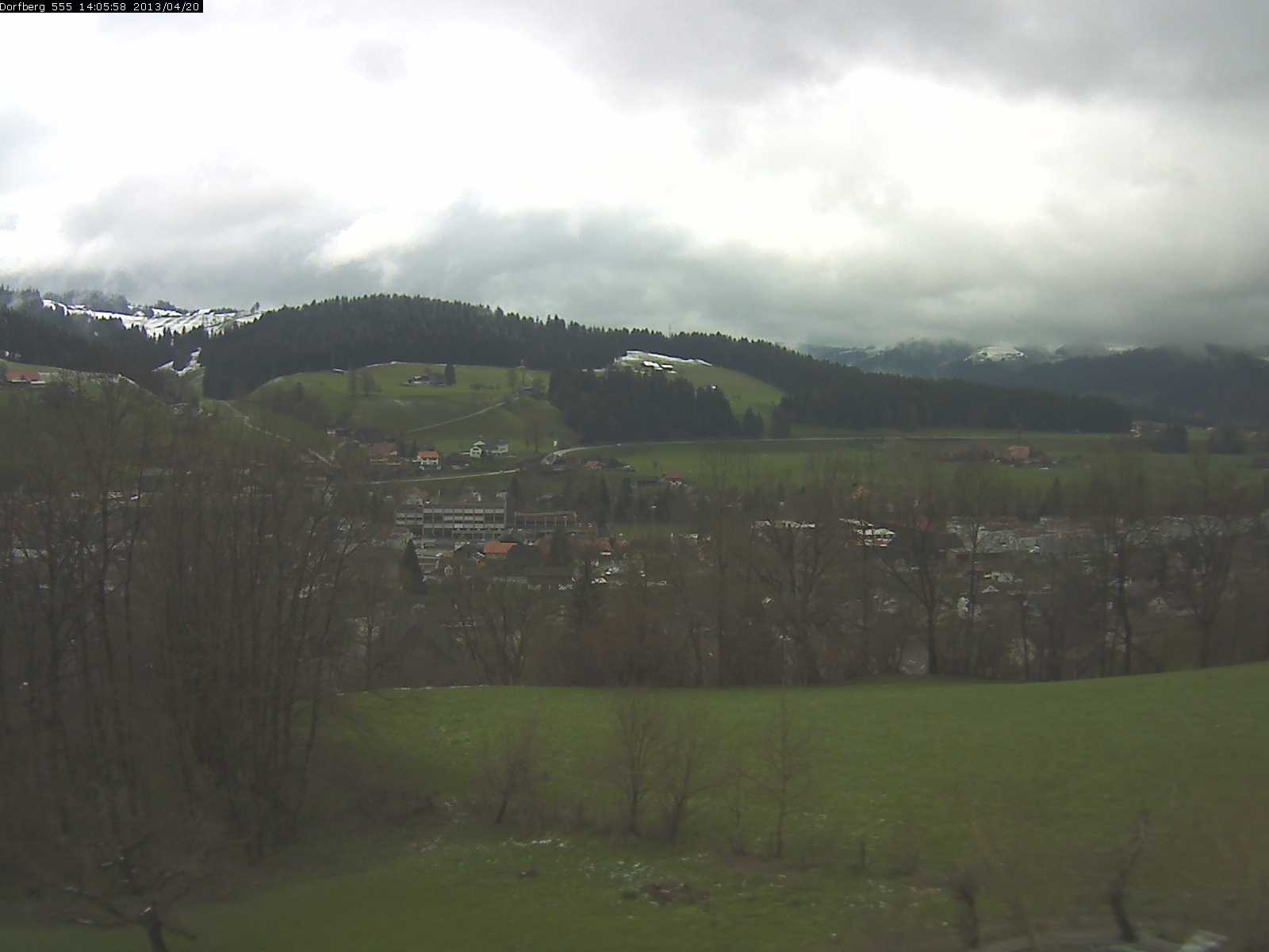 Webcam-Bild: Aussicht vom Dorfberg in Langnau 20130420-140600