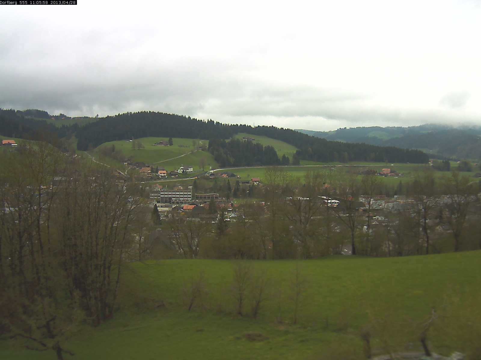 Webcam-Bild: Aussicht vom Dorfberg in Langnau 20130428-110600
