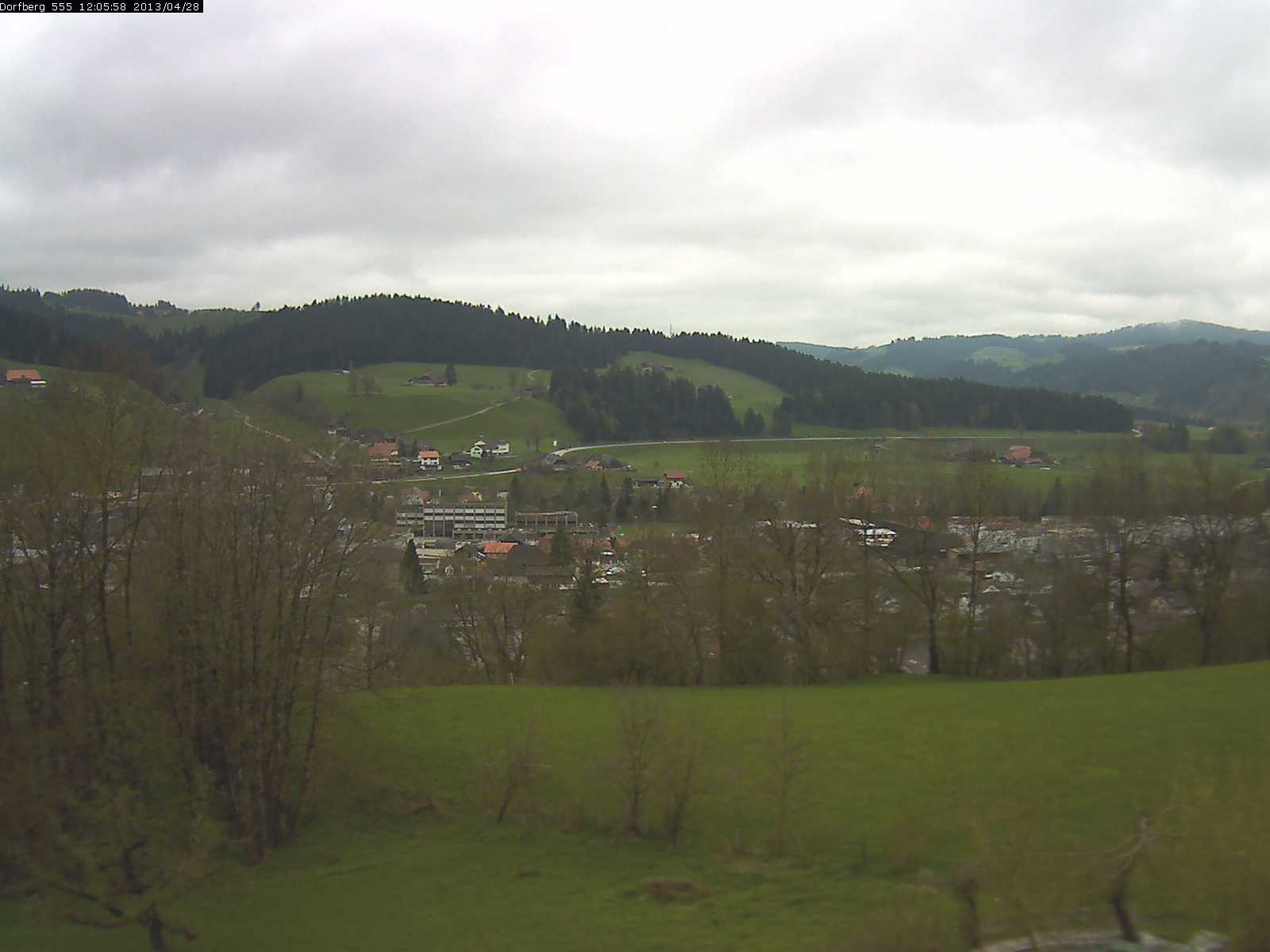 Webcam-Bild: Aussicht vom Dorfberg in Langnau 20130428-120600