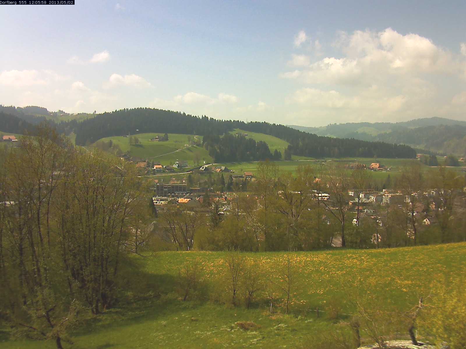Webcam-Bild: Aussicht vom Dorfberg in Langnau 20130502-120600