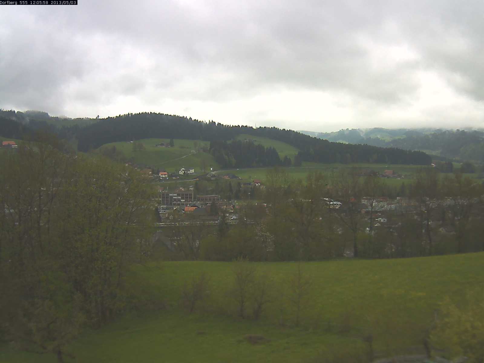Webcam-Bild: Aussicht vom Dorfberg in Langnau 20130503-120600