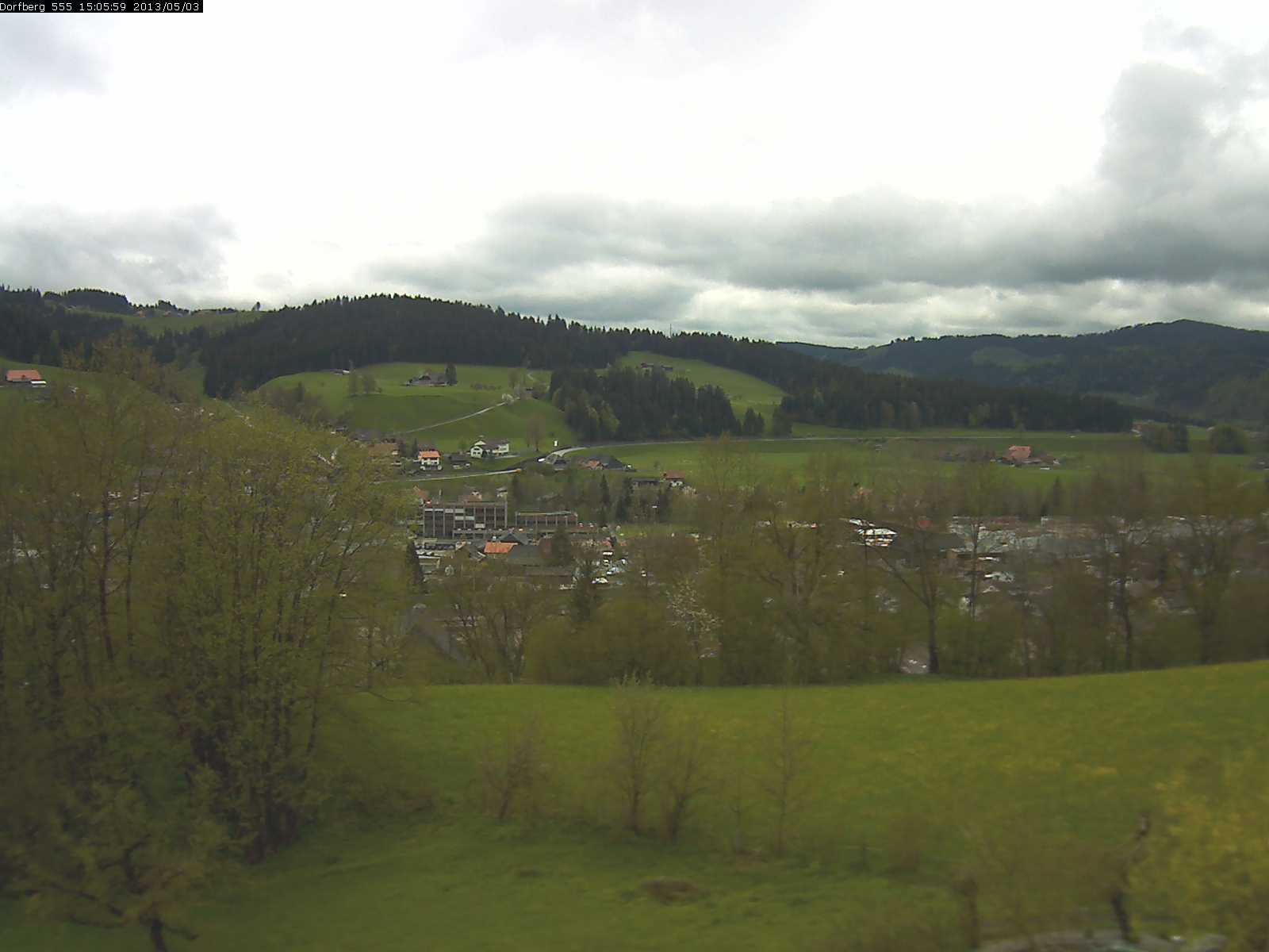 Webcam-Bild: Aussicht vom Dorfberg in Langnau 20130503-150600