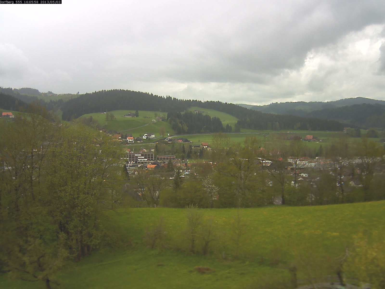Webcam-Bild: Aussicht vom Dorfberg in Langnau 20130503-160600