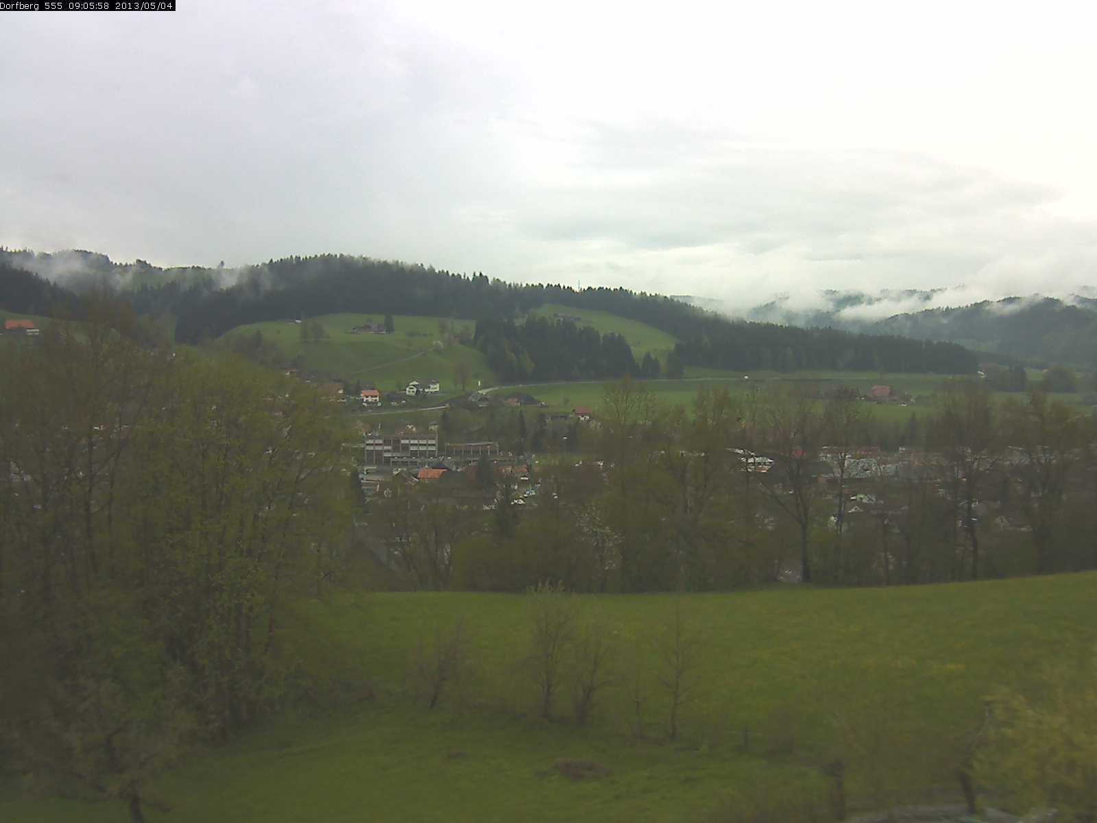 Webcam-Bild: Aussicht vom Dorfberg in Langnau 20130504-090600