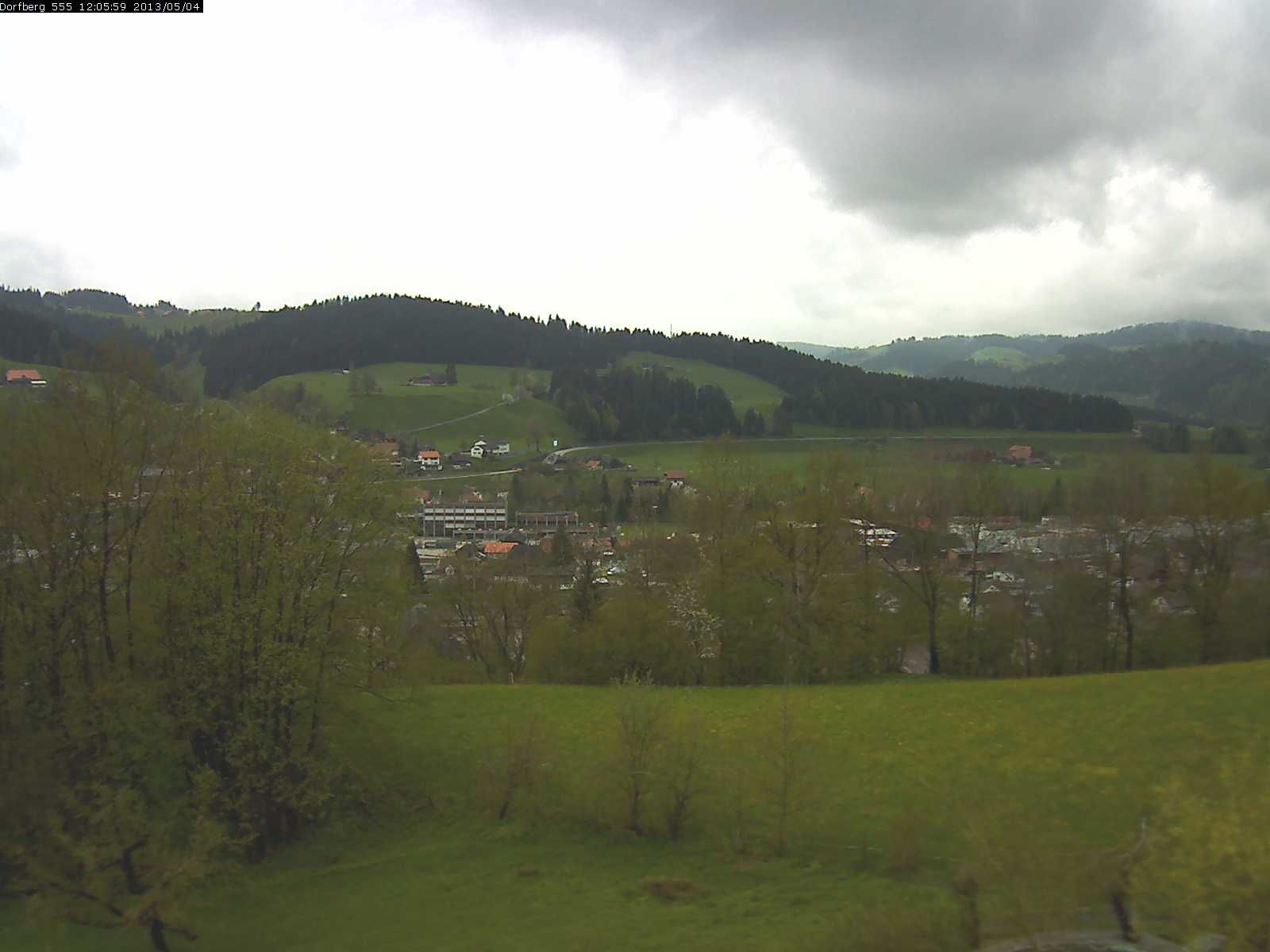 Webcam-Bild: Aussicht vom Dorfberg in Langnau 20130504-120600