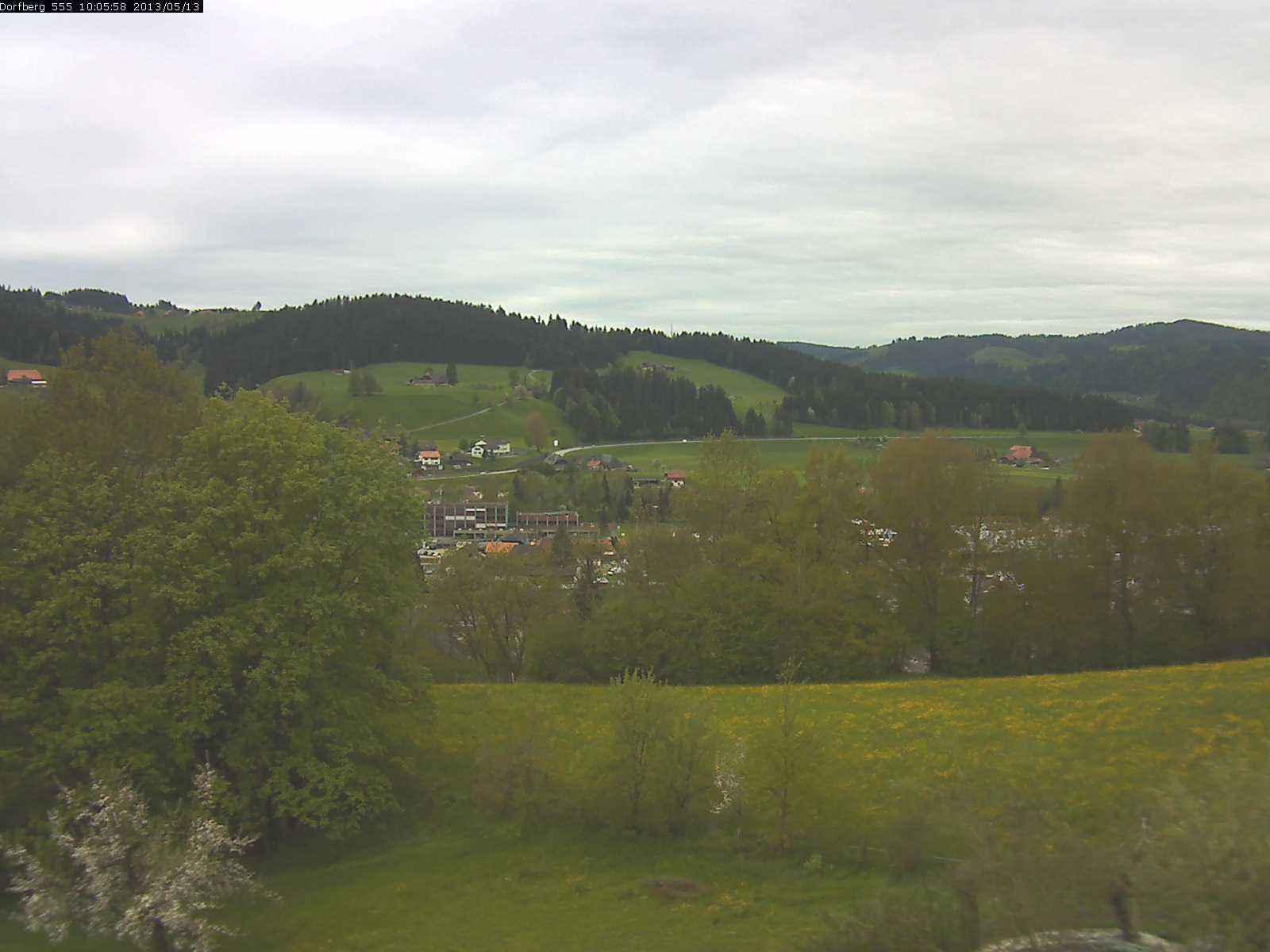 Webcam-Bild: Aussicht vom Dorfberg in Langnau 20130513-100600