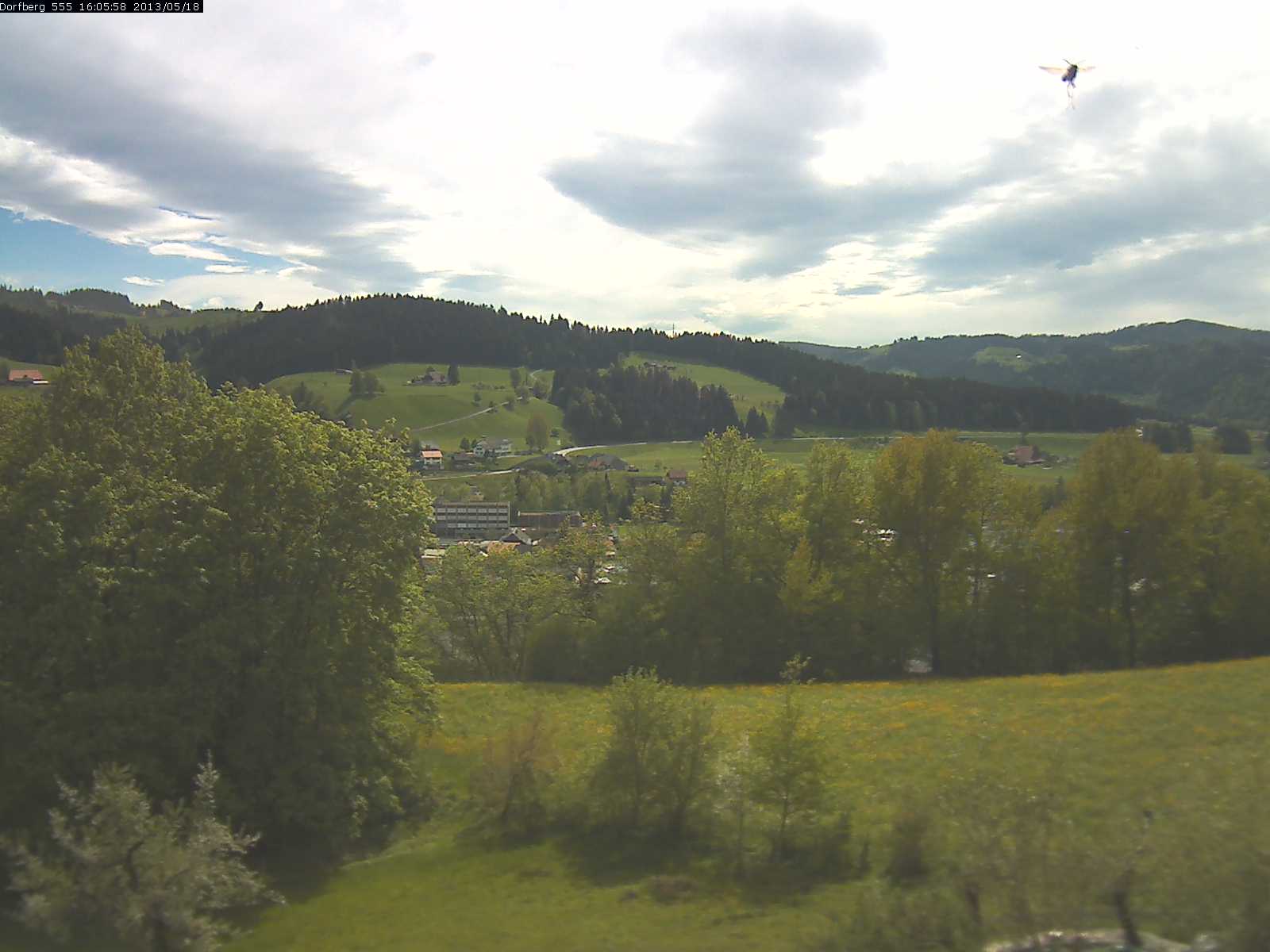 Webcam-Bild: Aussicht vom Dorfberg in Langnau 20130518-160600