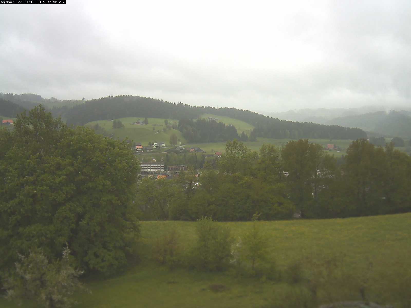 Webcam-Bild: Aussicht vom Dorfberg in Langnau 20130519-070600