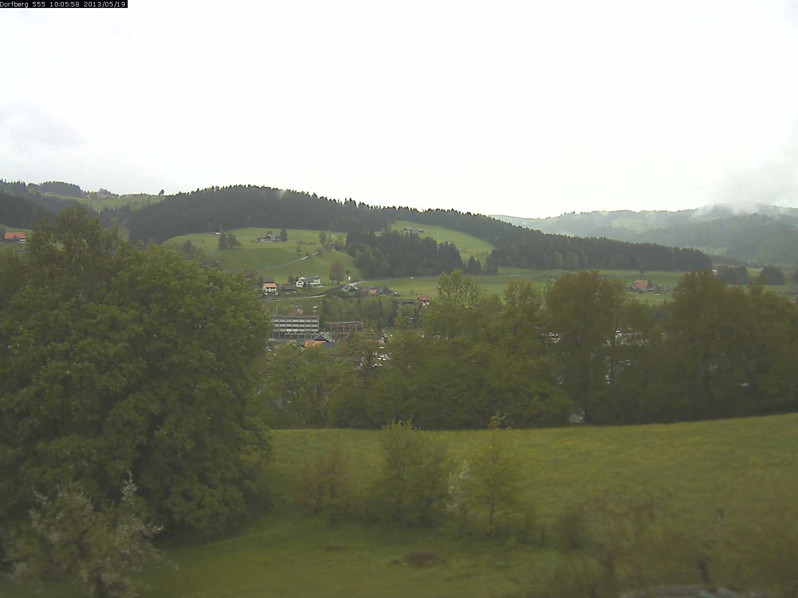 Webcam-Bild: Aussicht vom Dorfberg in Langnau 20130519-100600
