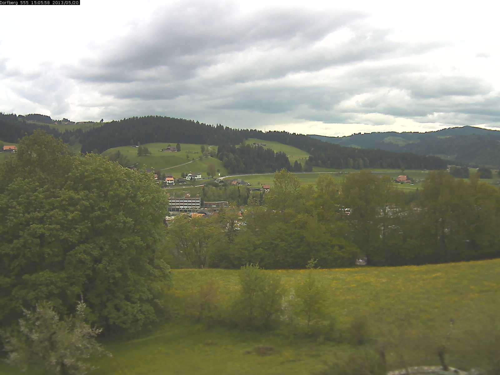 Webcam-Bild: Aussicht vom Dorfberg in Langnau 20130520-150600