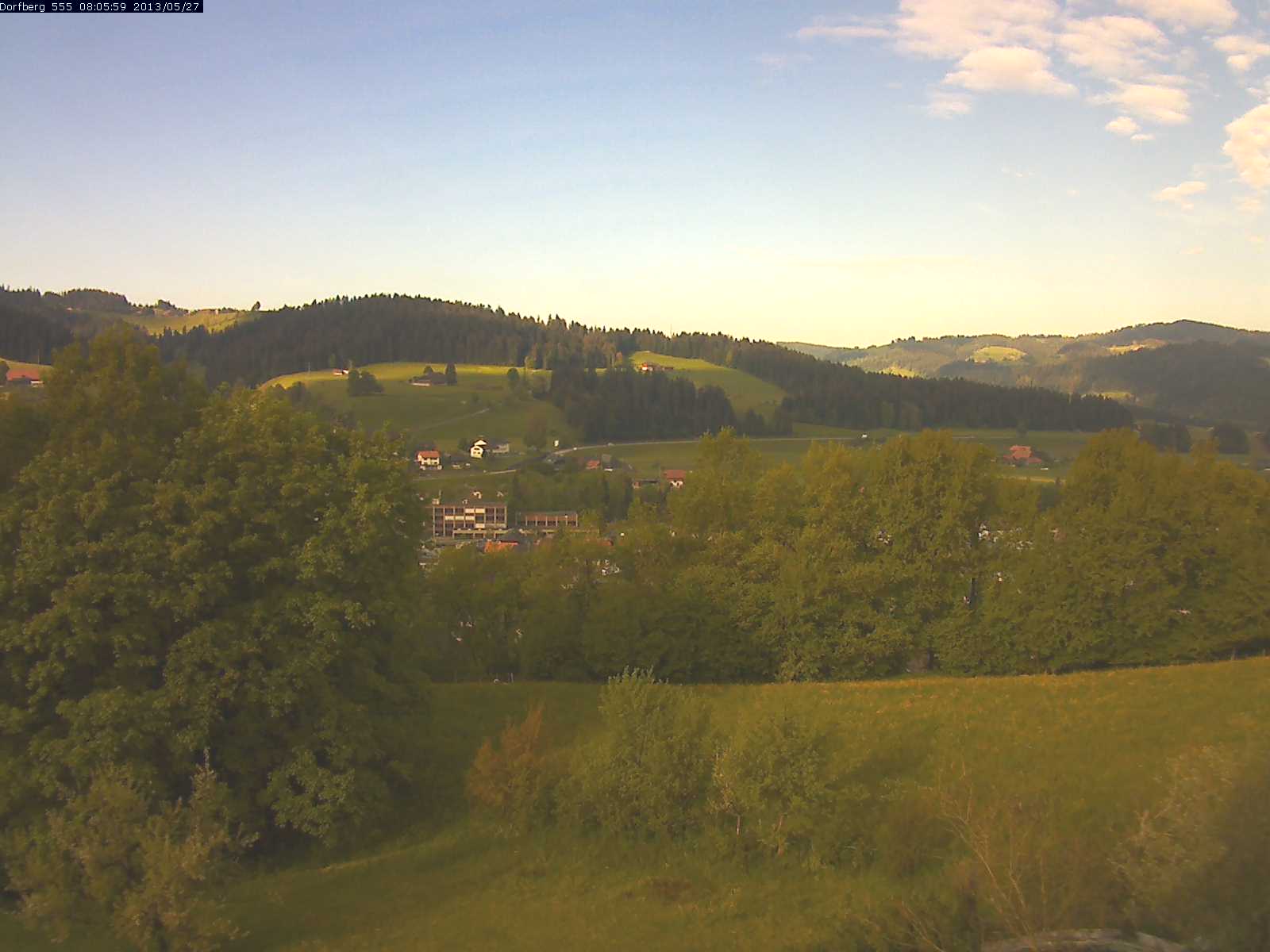 Webcam-Bild: Aussicht vom Dorfberg in Langnau 20130527-080600