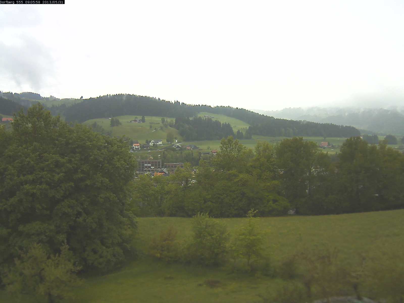 Webcam-Bild: Aussicht vom Dorfberg in Langnau 20130531-090600