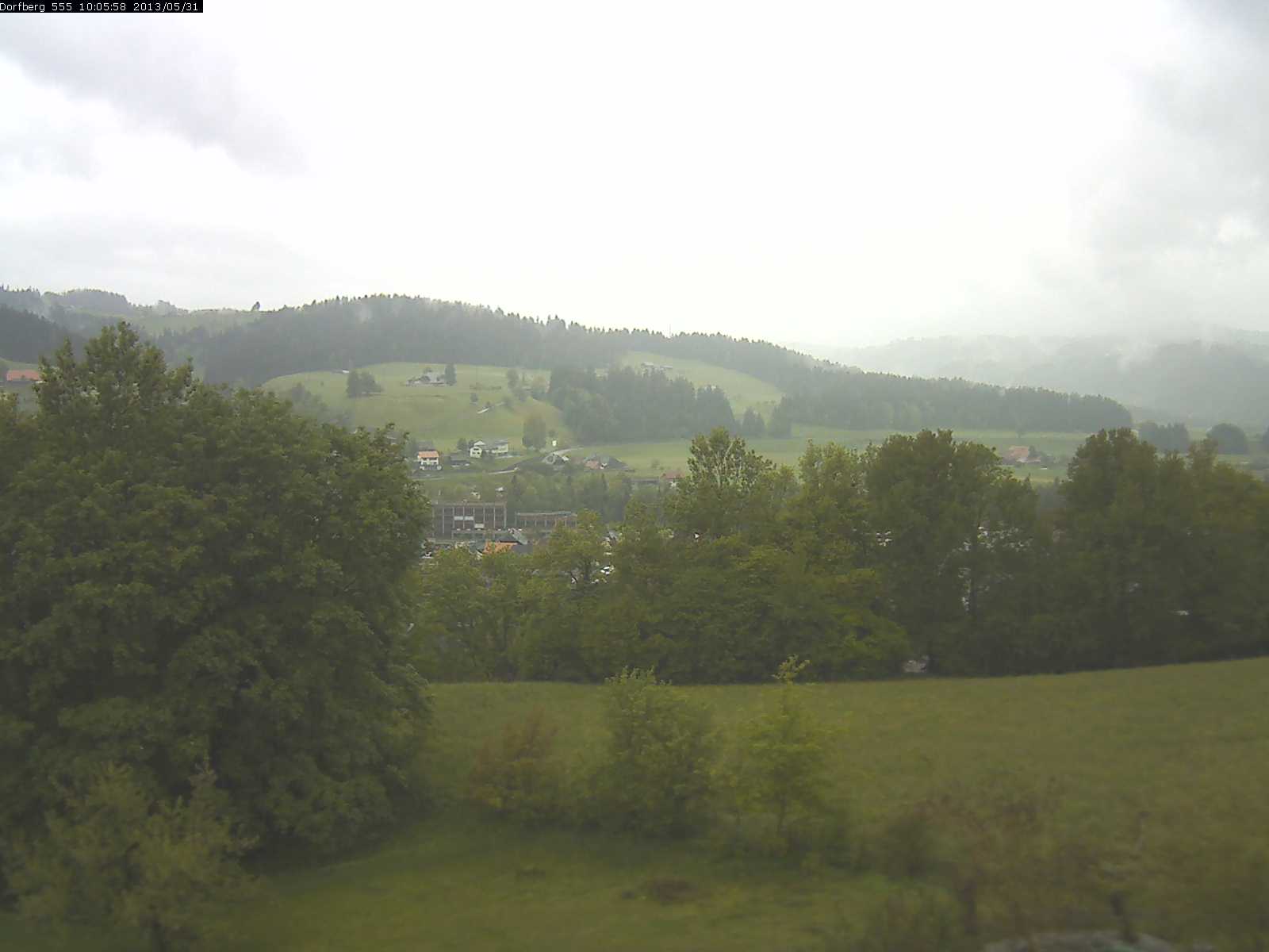Webcam-Bild: Aussicht vom Dorfberg in Langnau 20130531-100600