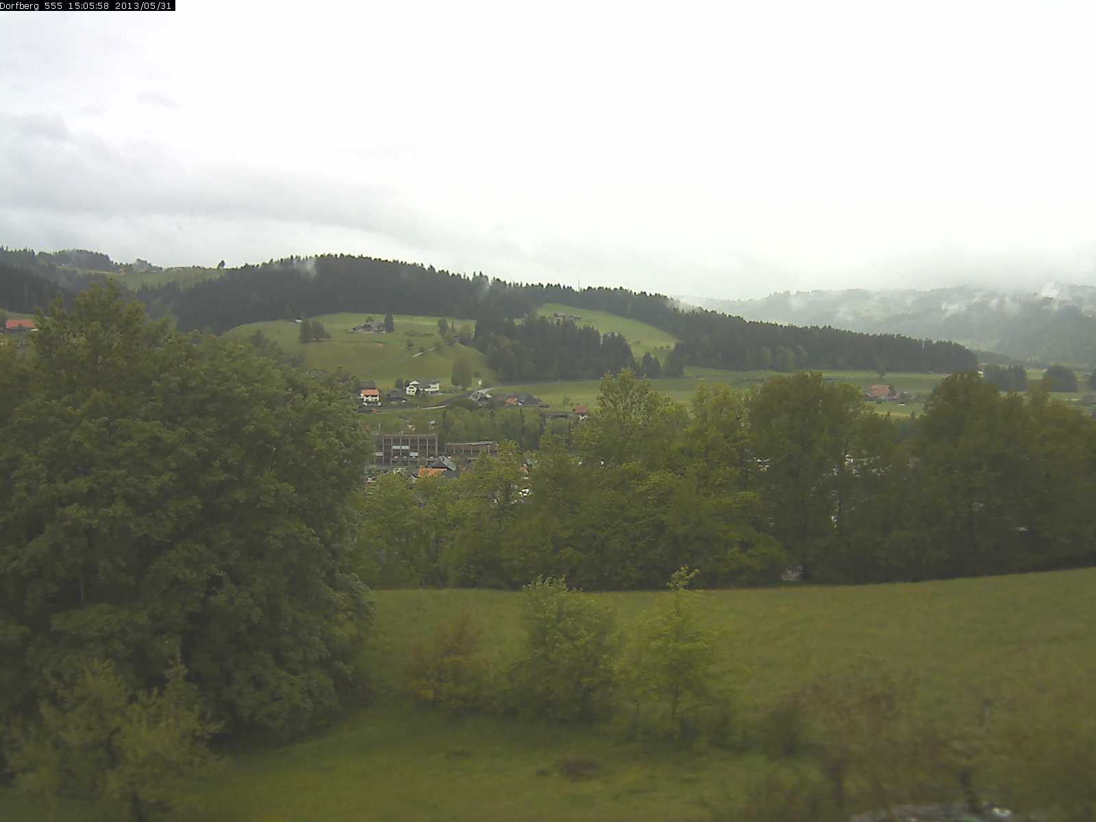 Webcam-Bild: Aussicht vom Dorfberg in Langnau 20130531-150600