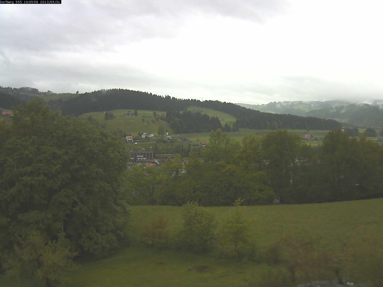Webcam-Bild: Aussicht vom Dorfberg in Langnau 20130531-160600