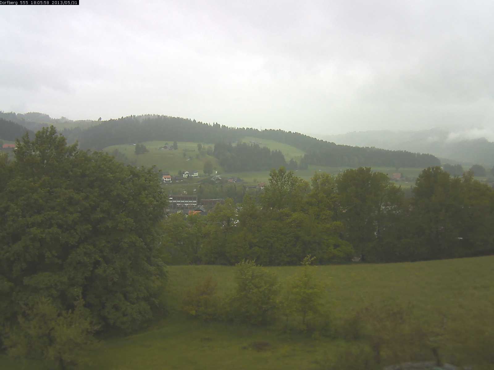 Webcam-Bild: Aussicht vom Dorfberg in Langnau 20130531-180600