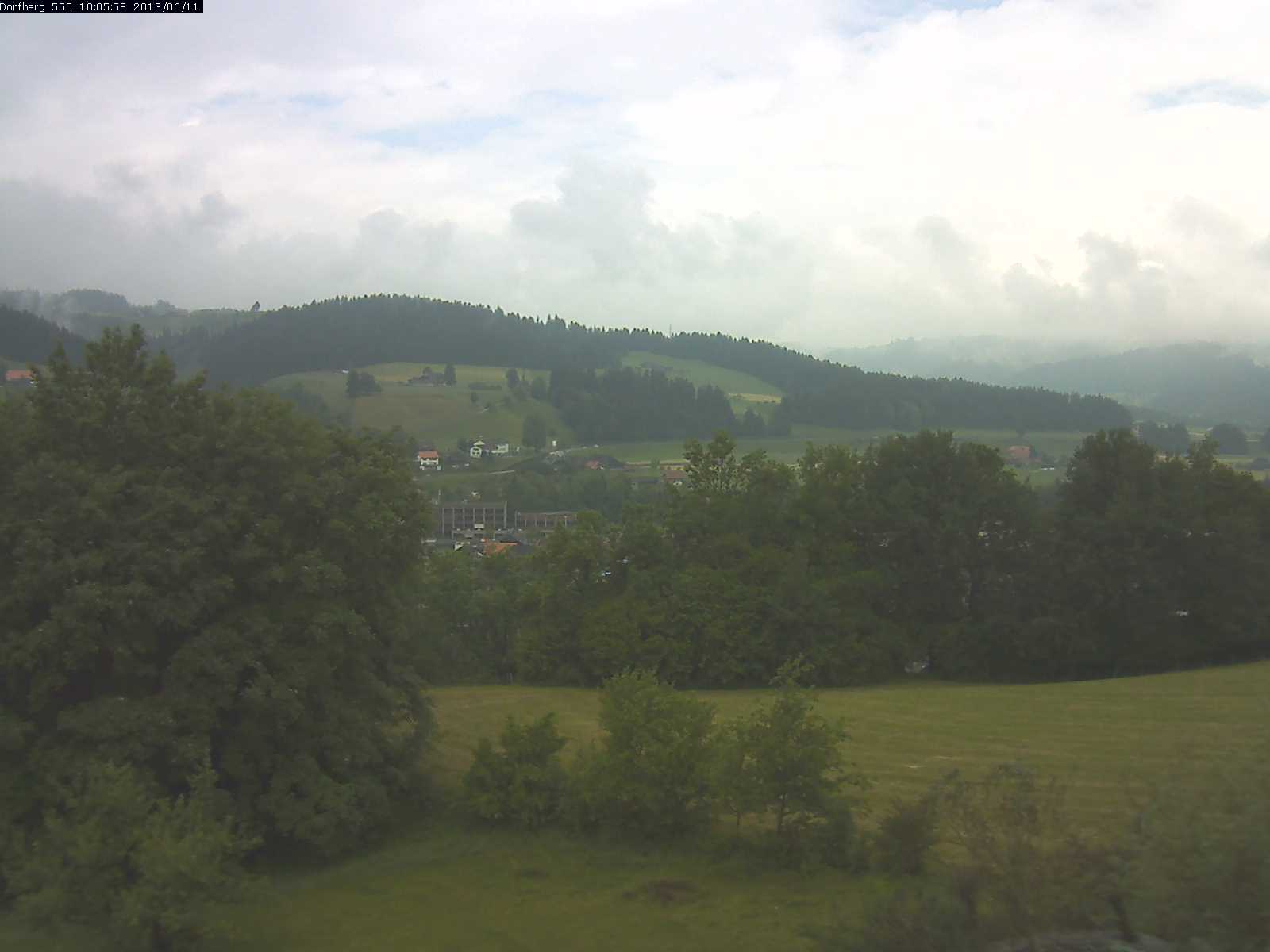 Webcam-Bild: Aussicht vom Dorfberg in Langnau 20130611-100600