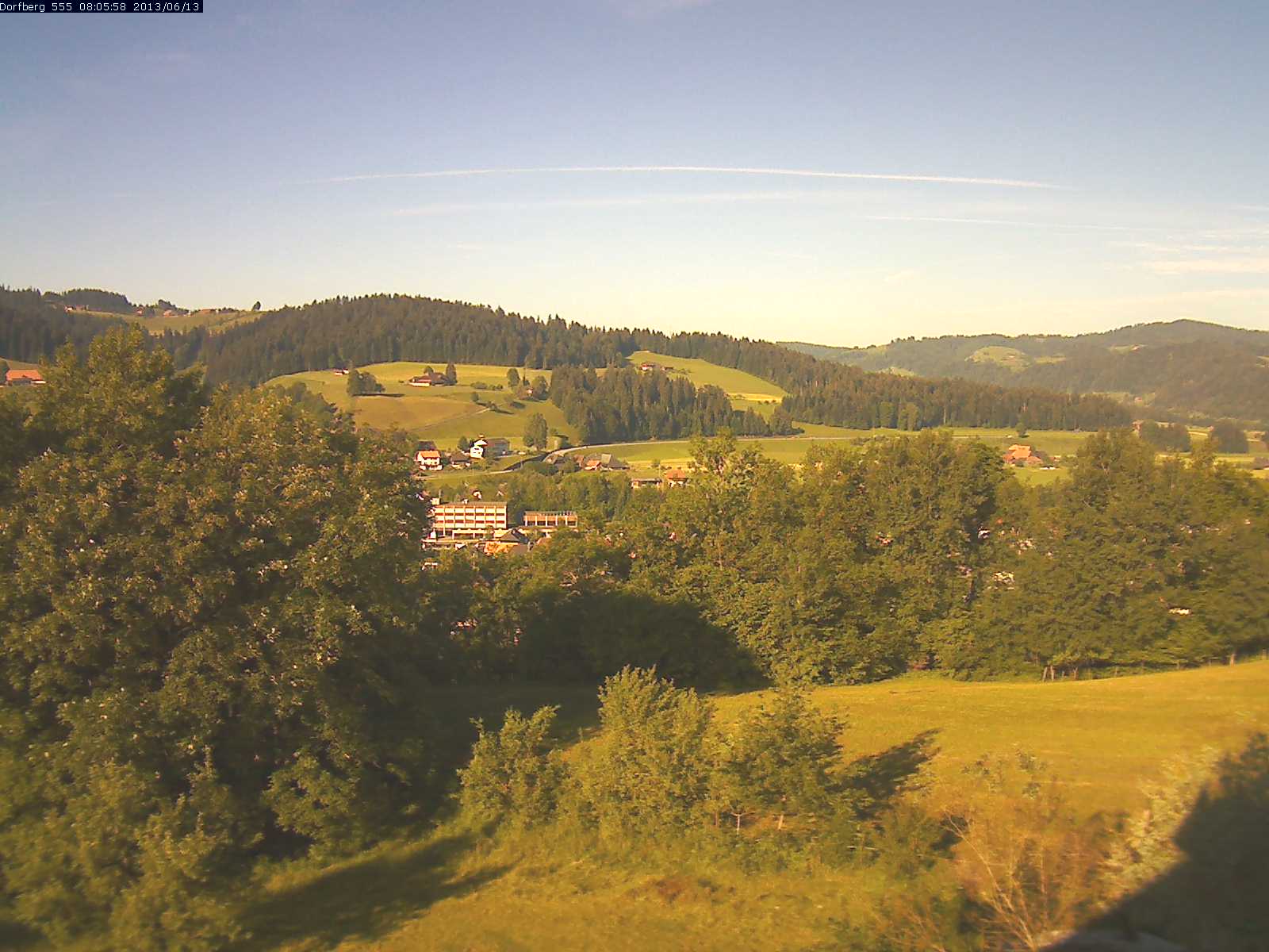 Webcam-Bild: Aussicht vom Dorfberg in Langnau 20130613-080600