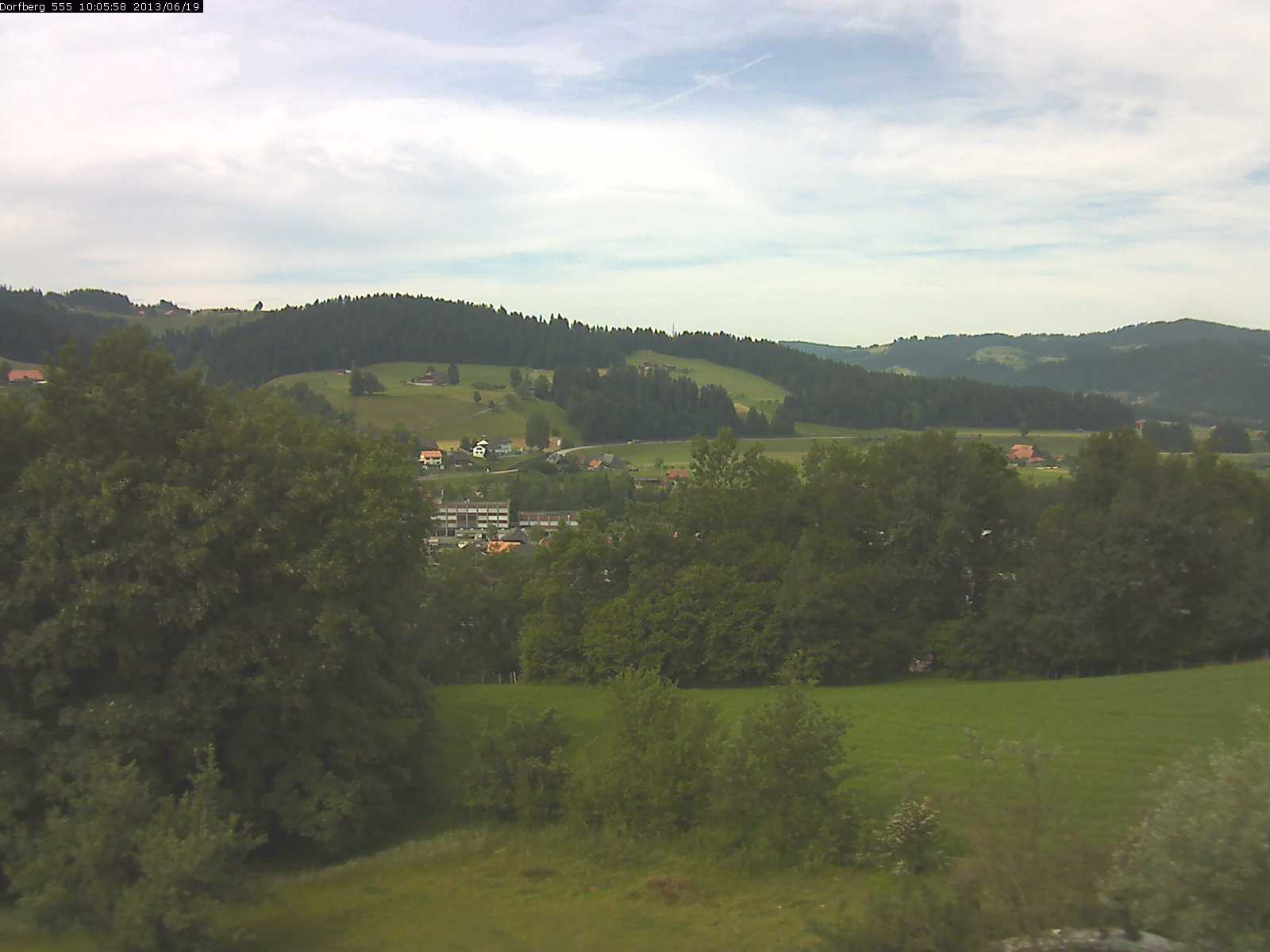 Webcam-Bild: Aussicht vom Dorfberg in Langnau 20130619-100600