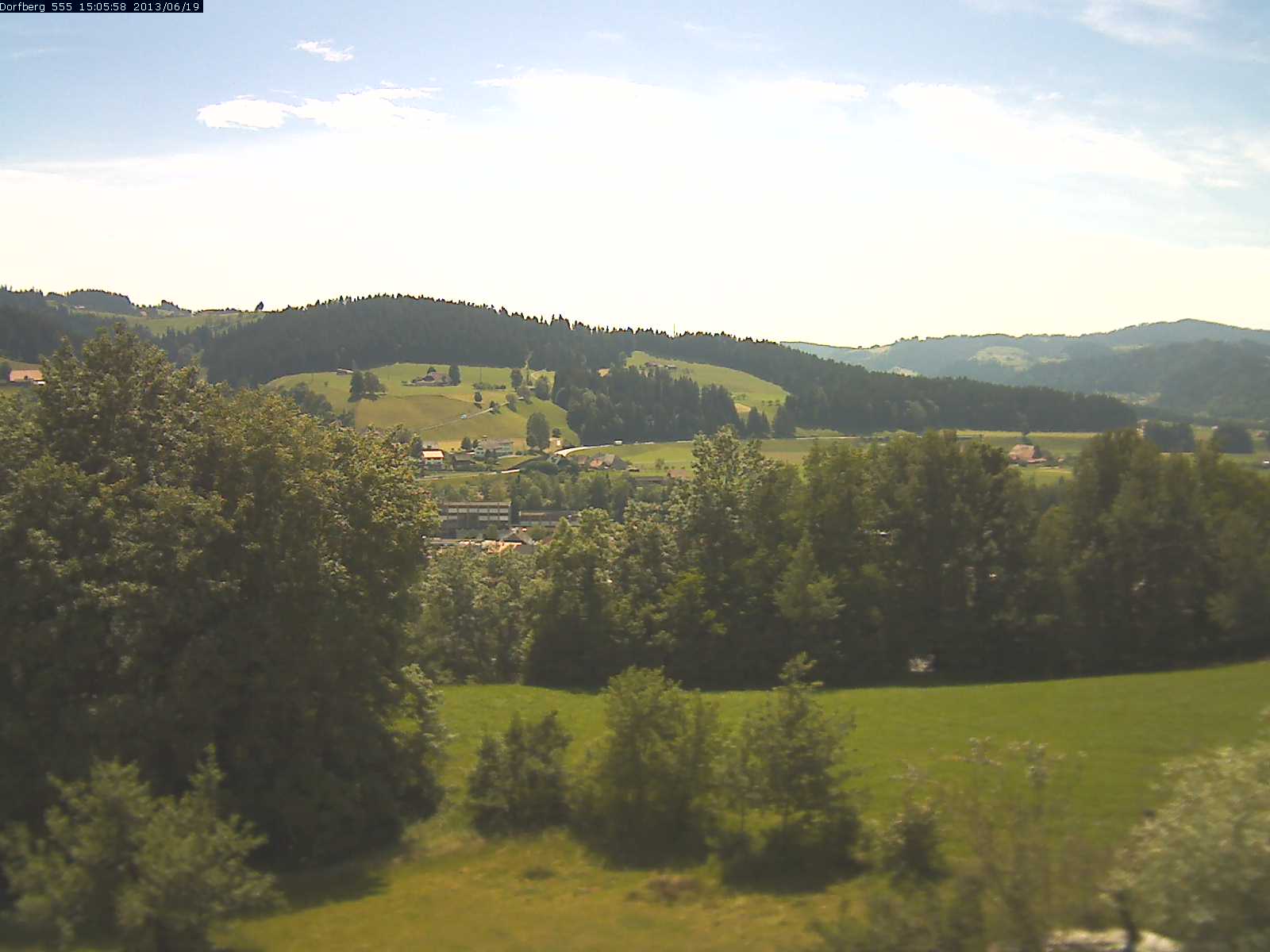 Webcam-Bild: Aussicht vom Dorfberg in Langnau 20130619-150600