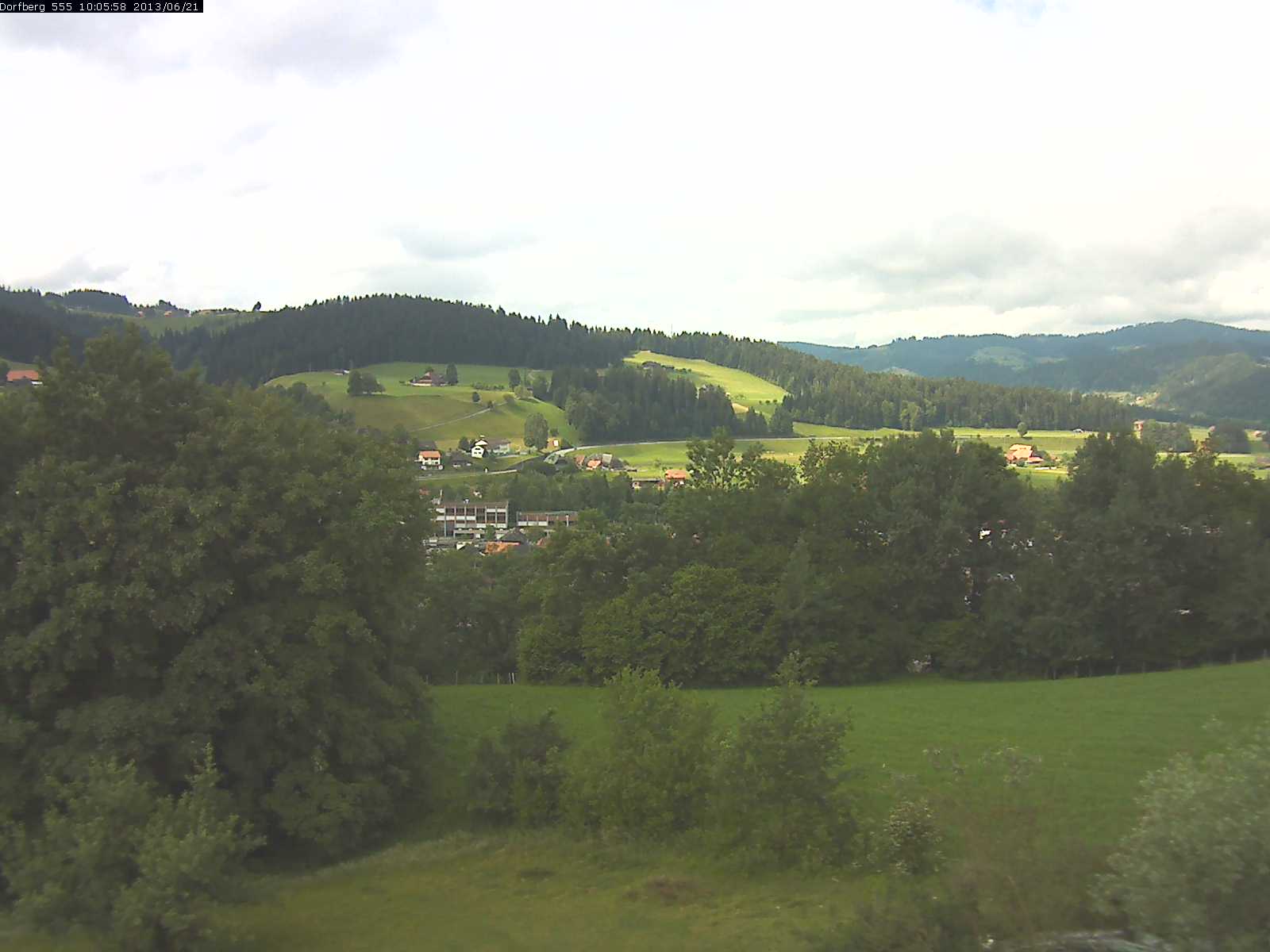 Webcam-Bild: Aussicht vom Dorfberg in Langnau 20130621-100600