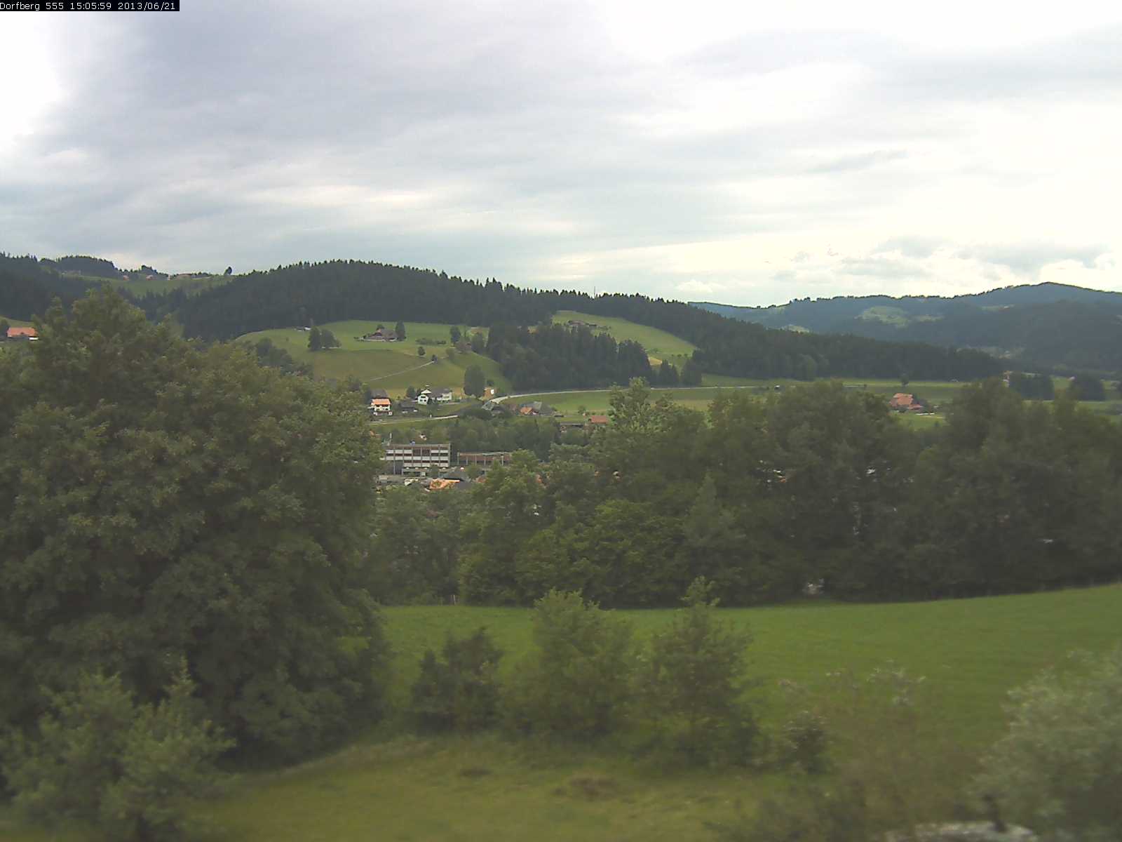 Webcam-Bild: Aussicht vom Dorfberg in Langnau 20130621-150600