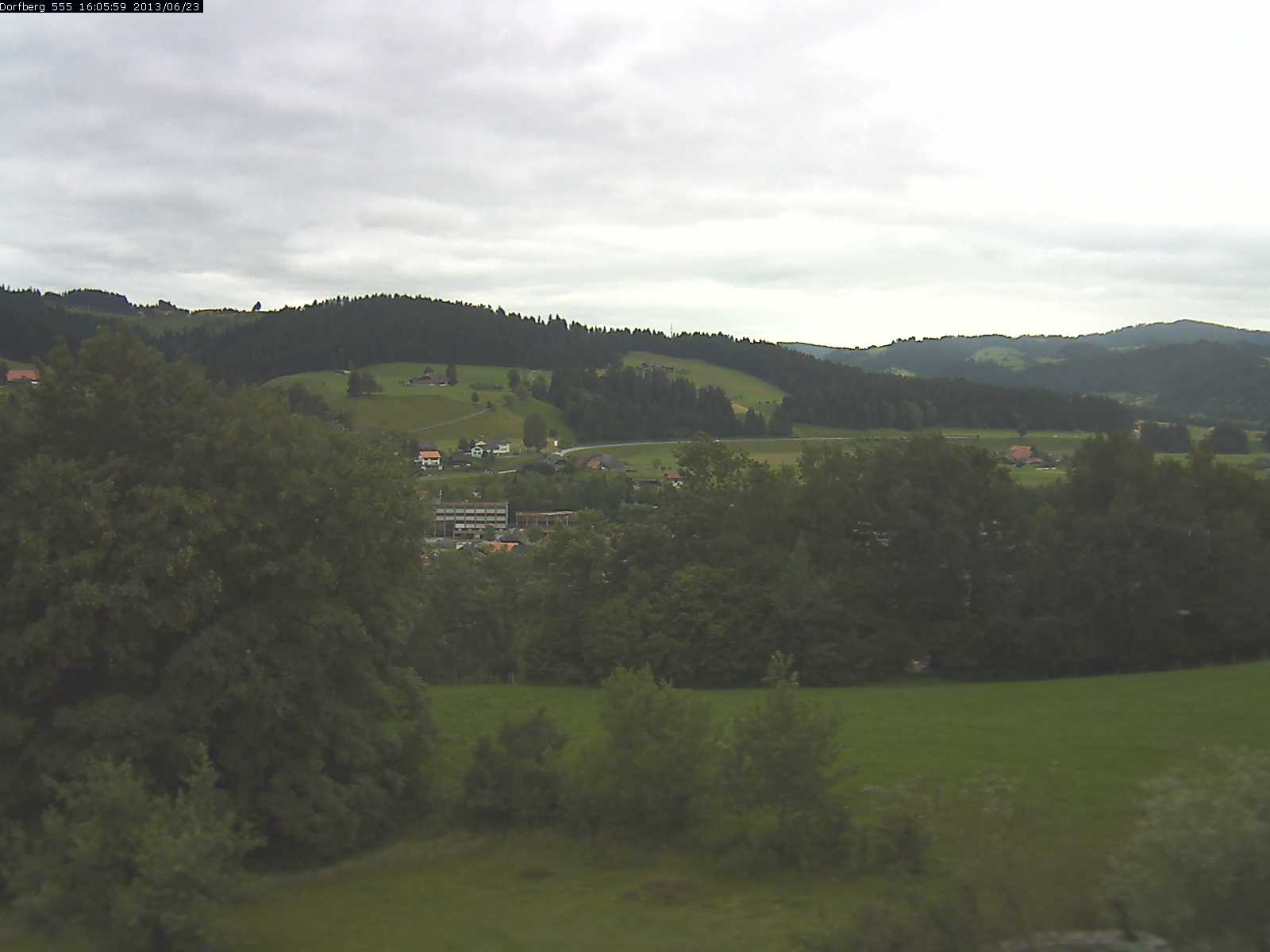 Webcam-Bild: Aussicht vom Dorfberg in Langnau 20130623-160600