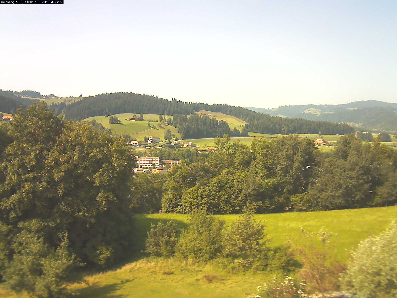 Webcam-Bild: Aussicht vom Dorfberg in Langnau 20130712-100600