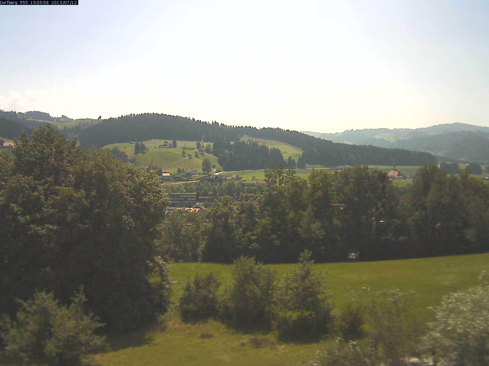 Webcam-Bild: Aussicht vom Dorfberg in Langnau 20130712-150600