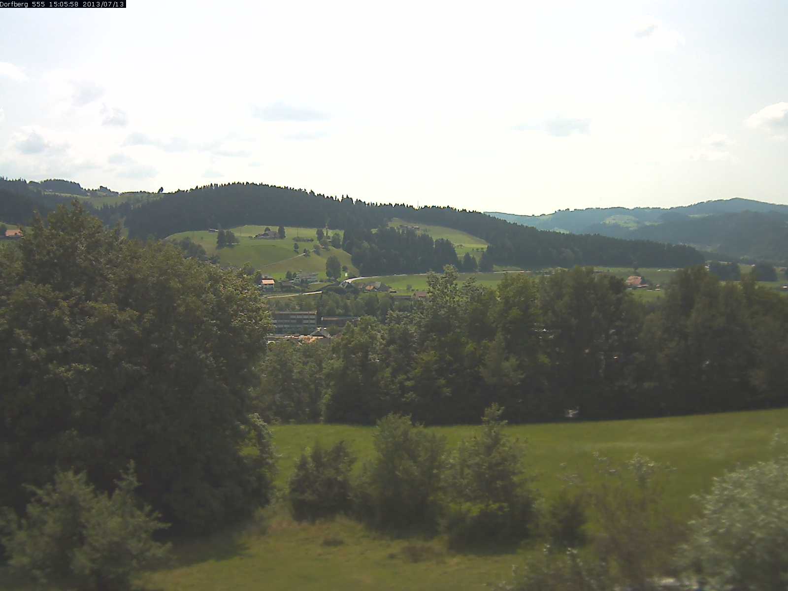 Webcam-Bild: Aussicht vom Dorfberg in Langnau 20130713-150600