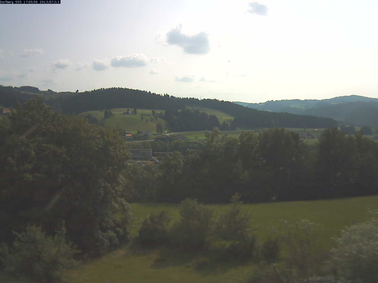 Webcam-Bild: Aussicht vom Dorfberg in Langnau 20130713-170600